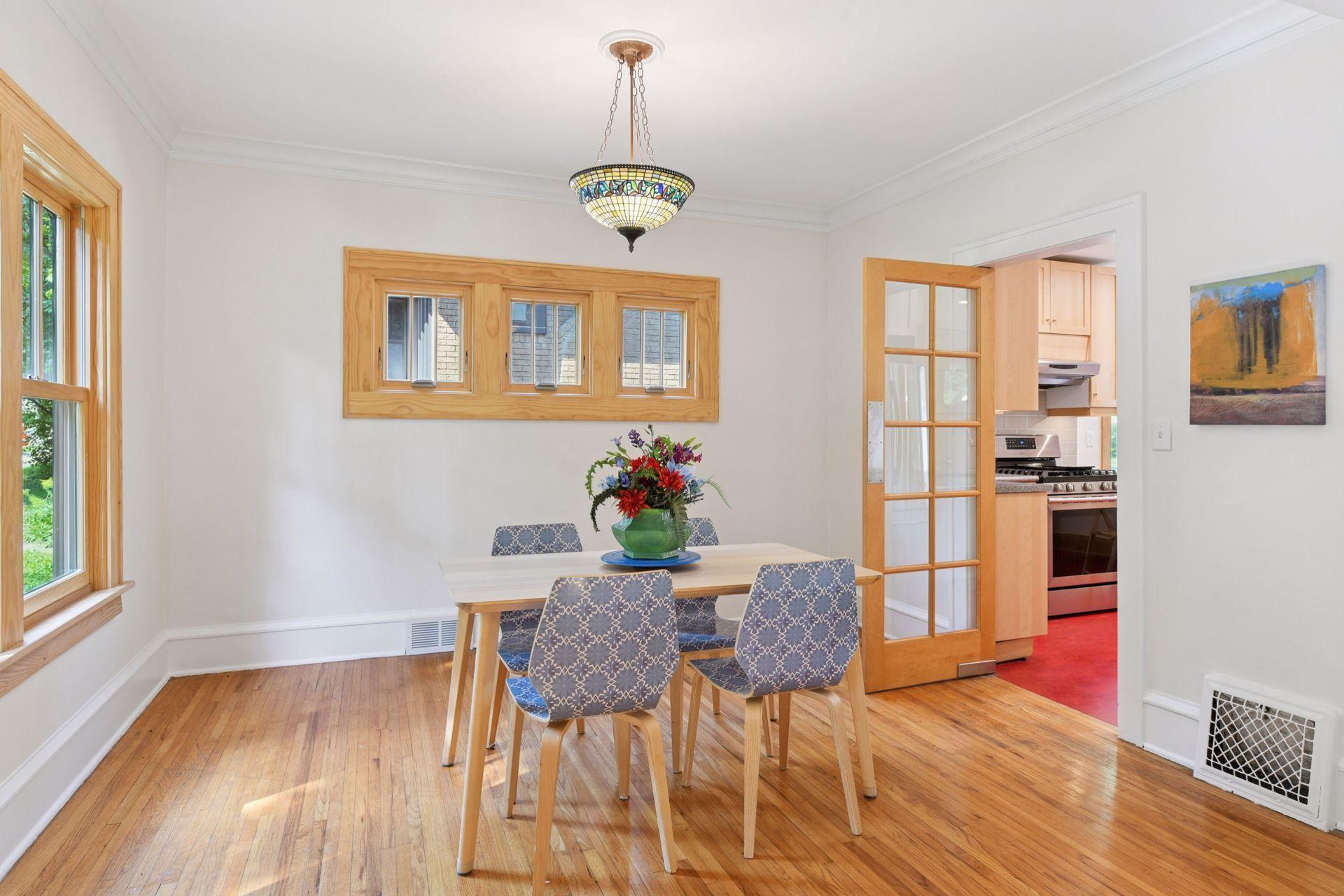 215 Warwick Street SE