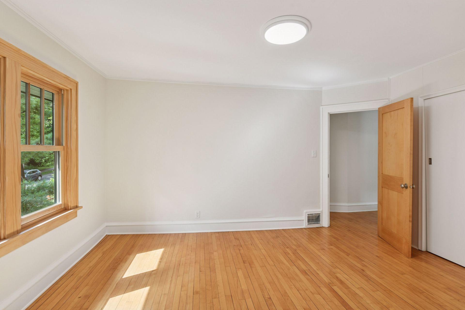 215 Warwick Street SE