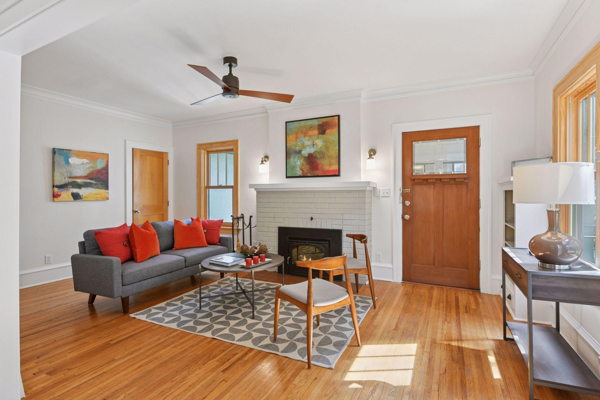 215 Warwick Street SE