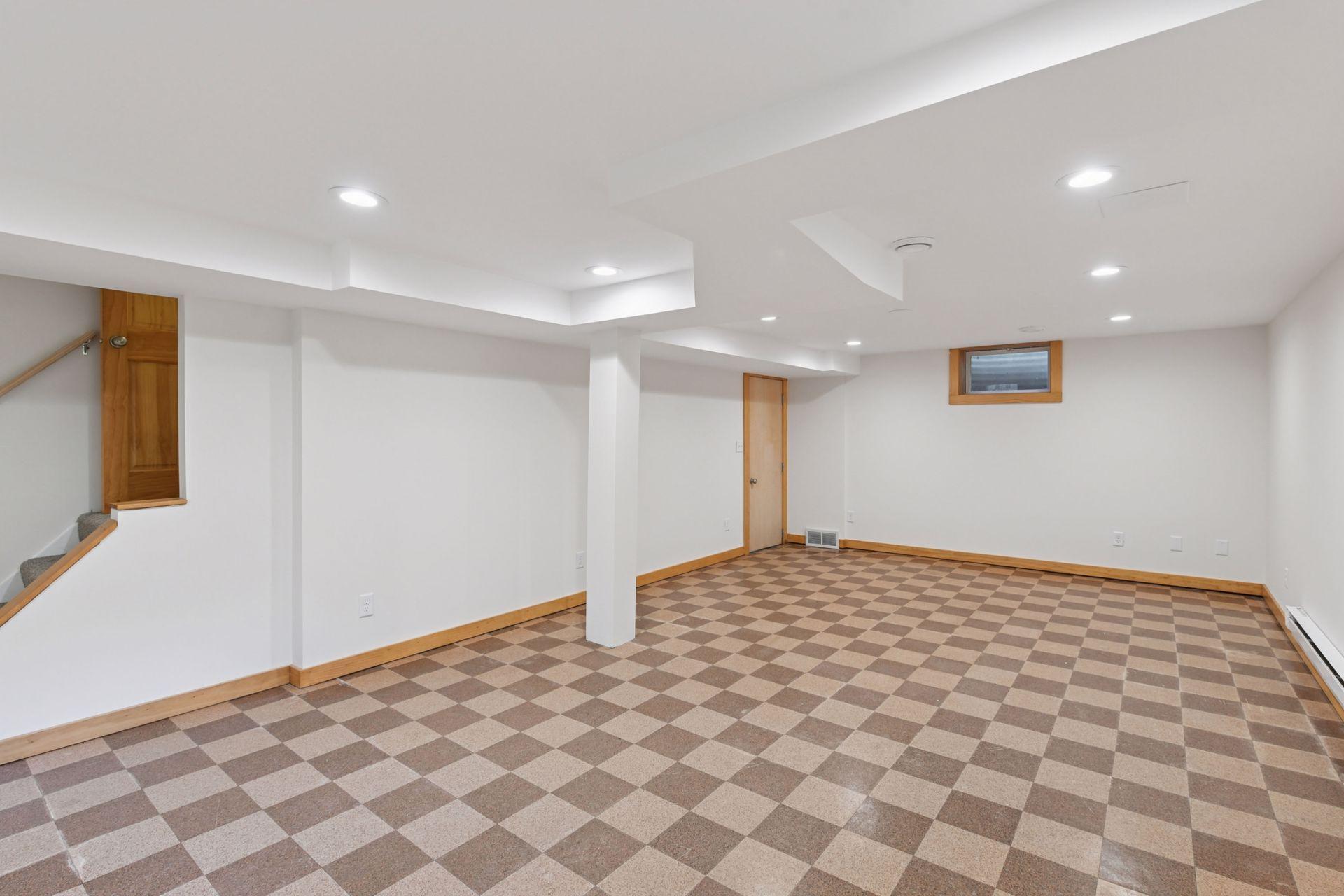 215 Warwick Street SE