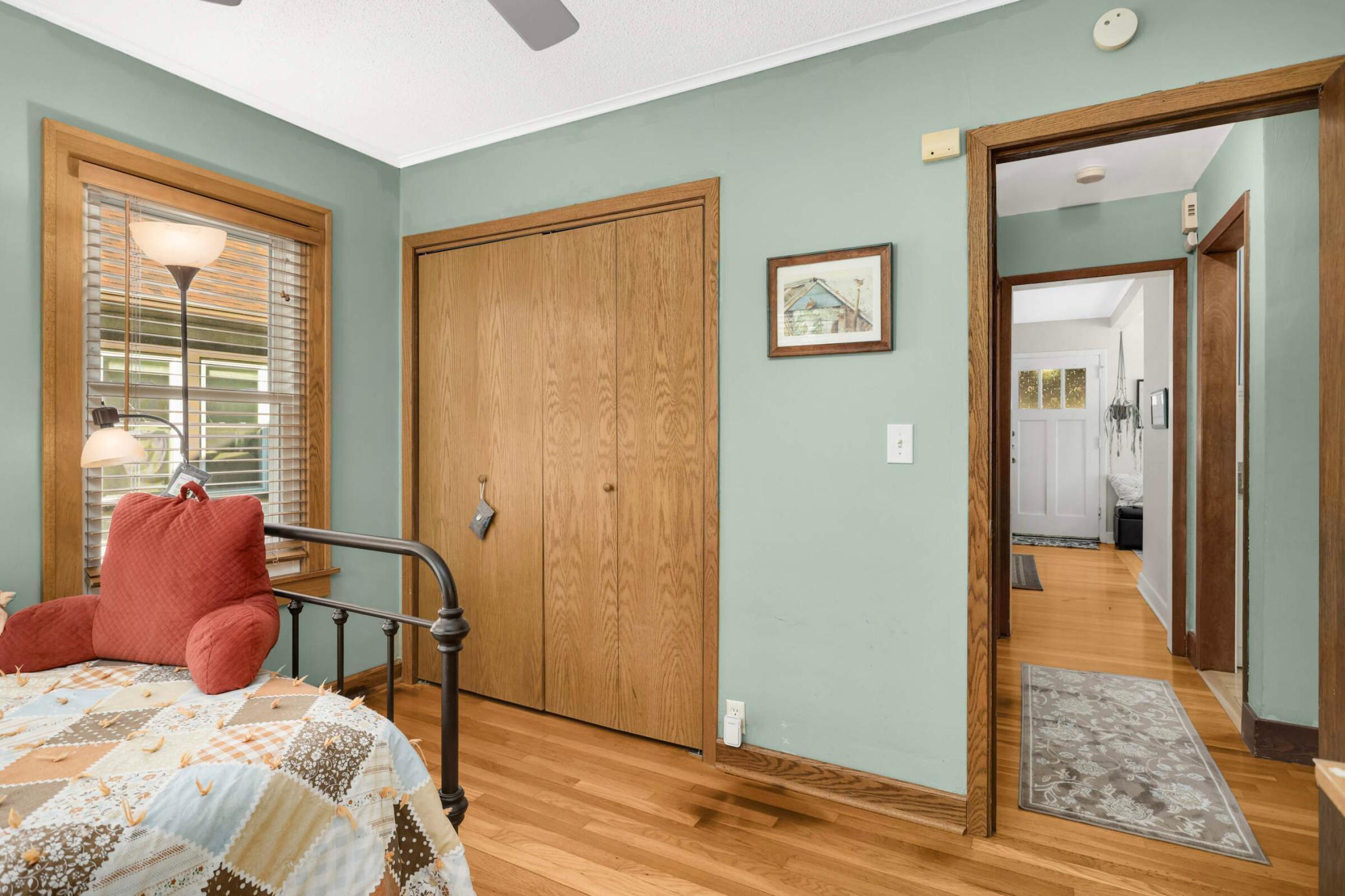 2742 Garfield Street NE