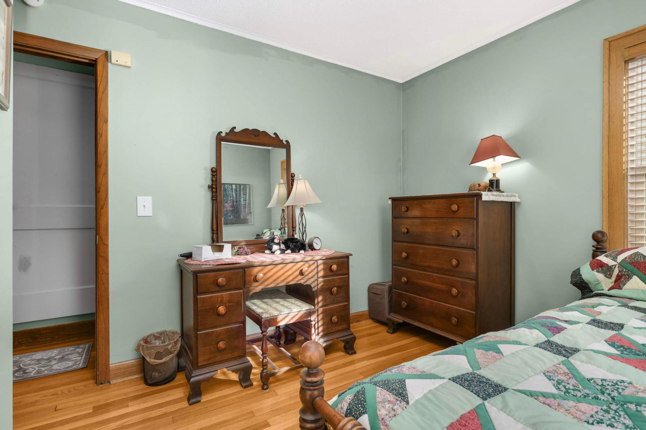 2742 Garfield Street NE