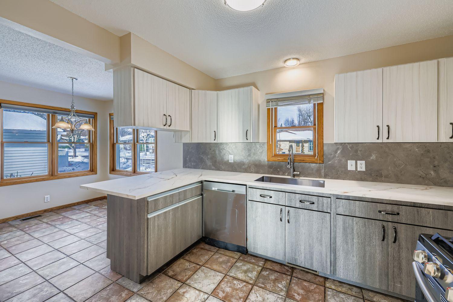 3562 Stinson Boulevard