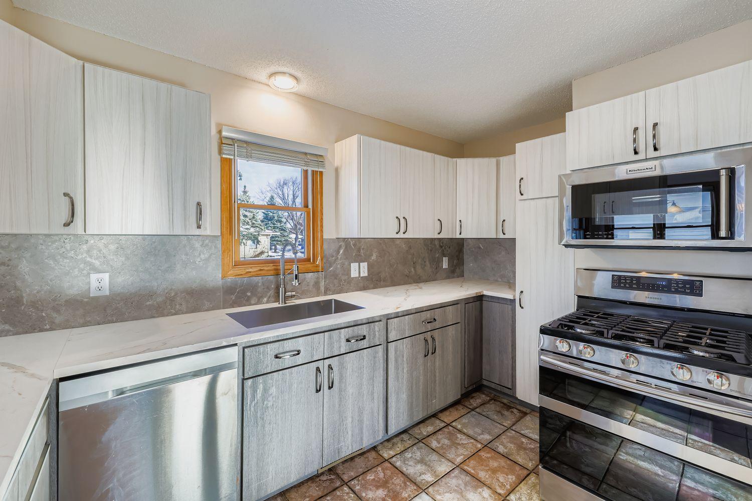 3562 Stinson Boulevard