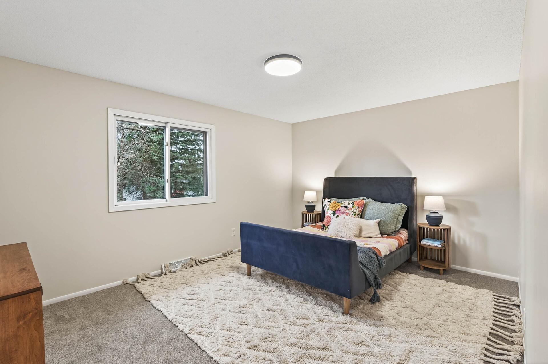 7317 Colorado Avenue N