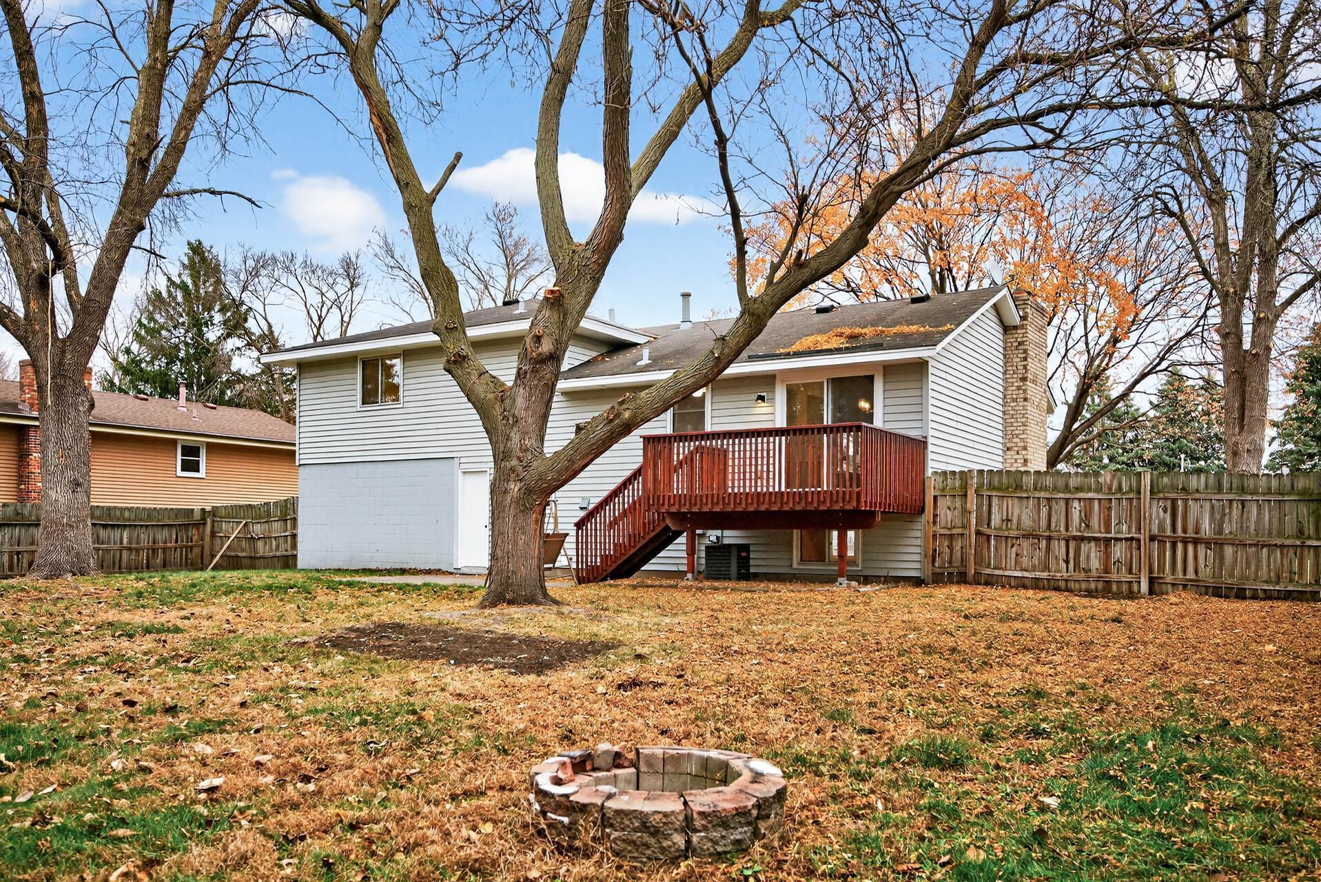 7317 Colorado Avenue N