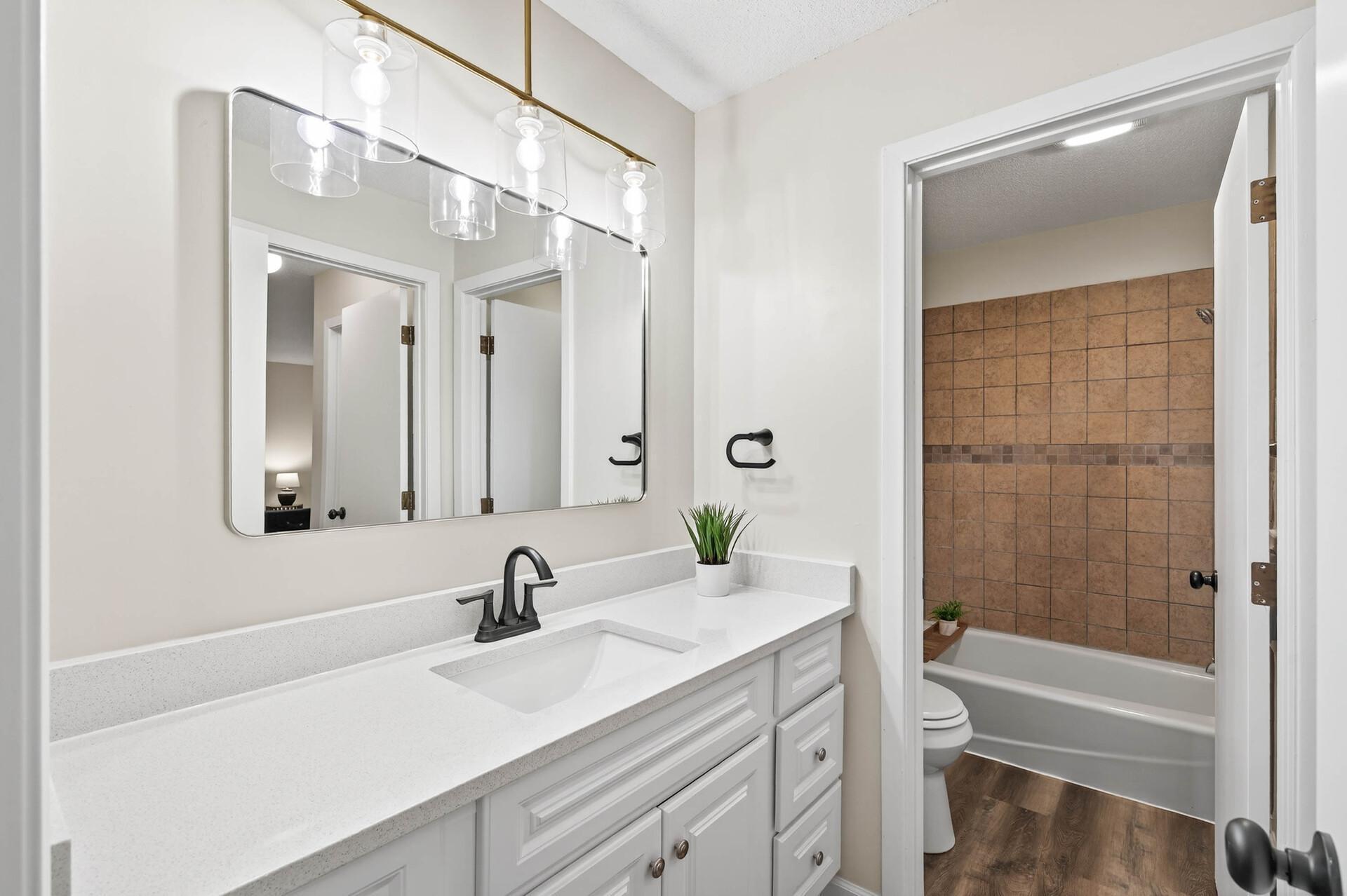 7317 Colorado Avenue N