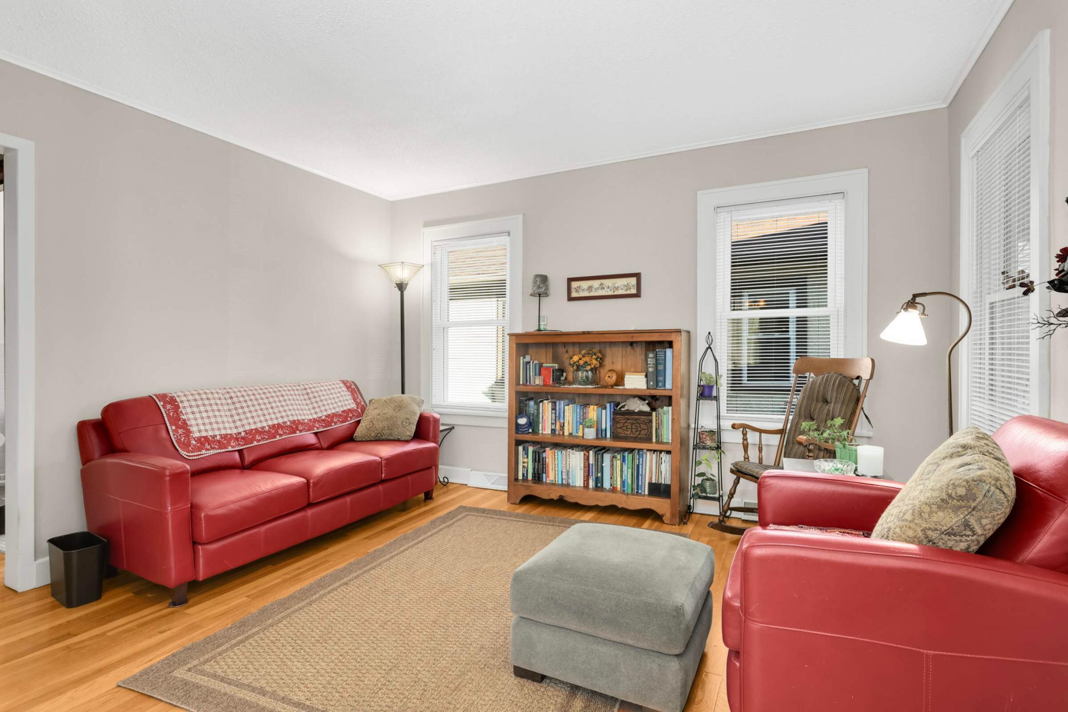 2742 Garfield Street NE