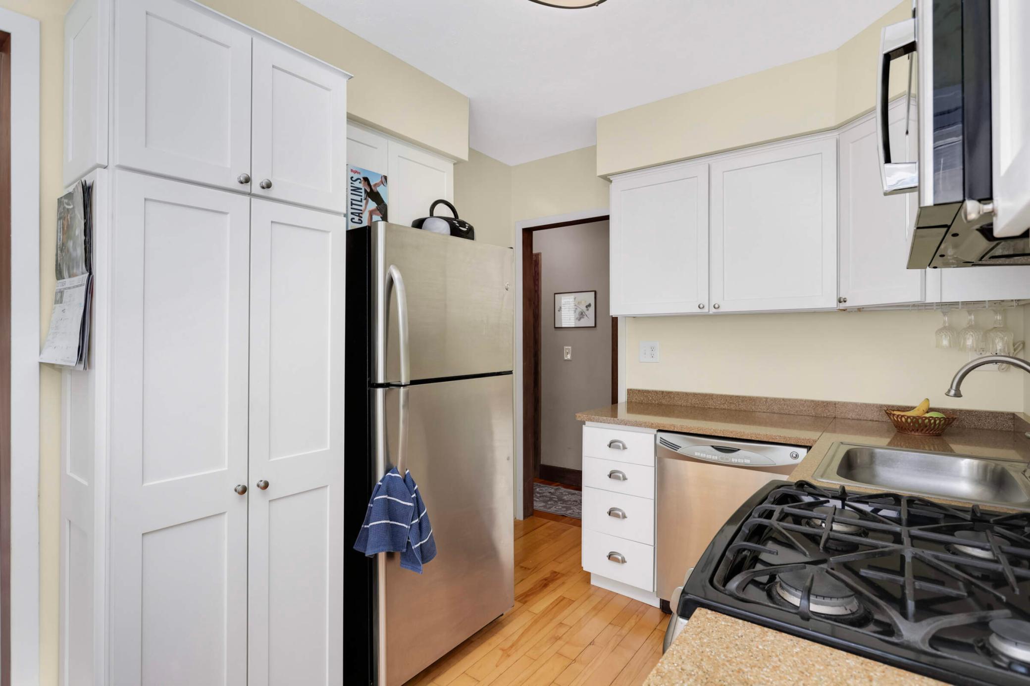 2742 Garfield Street NE