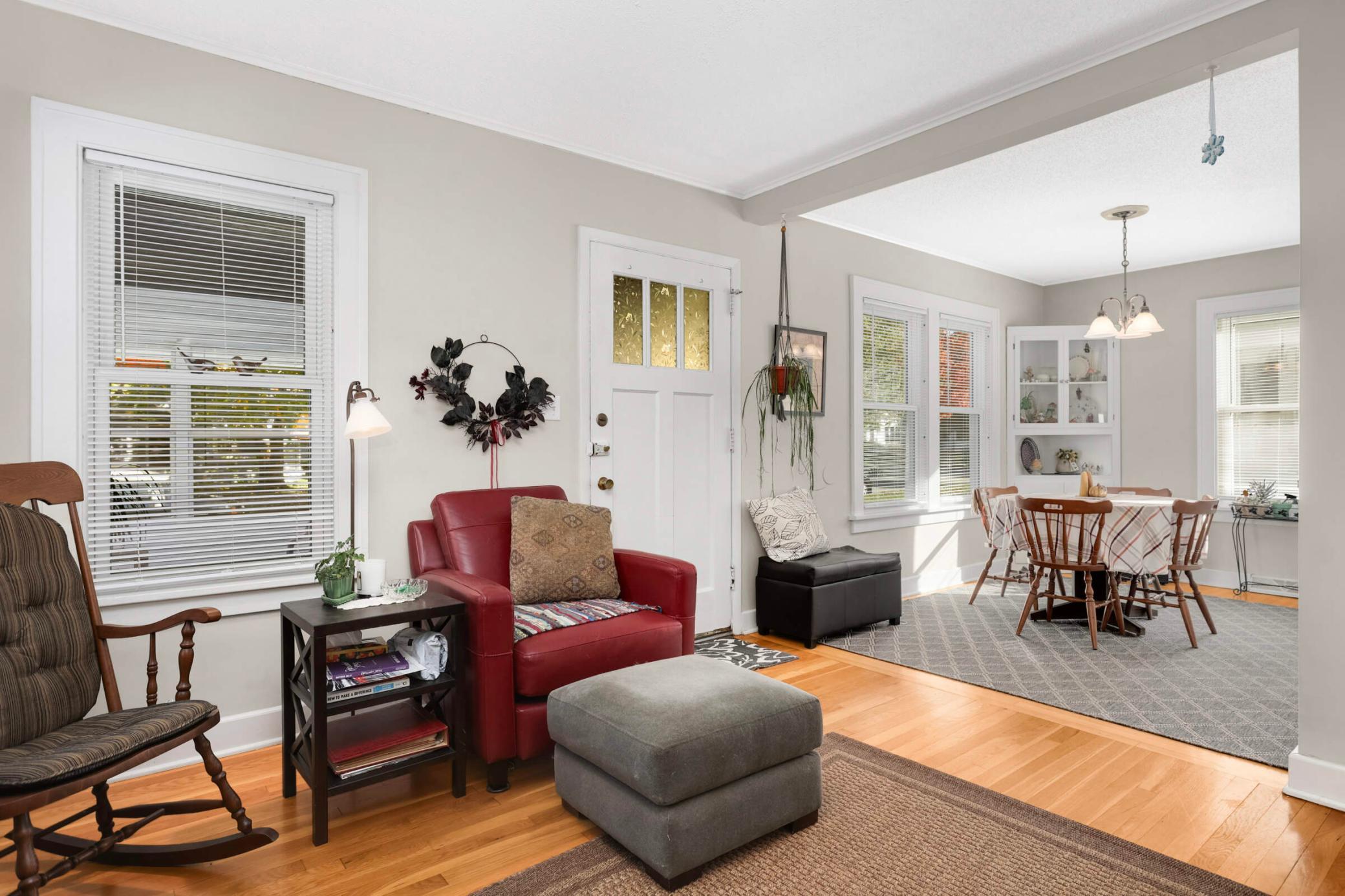 2742 Garfield Street NE