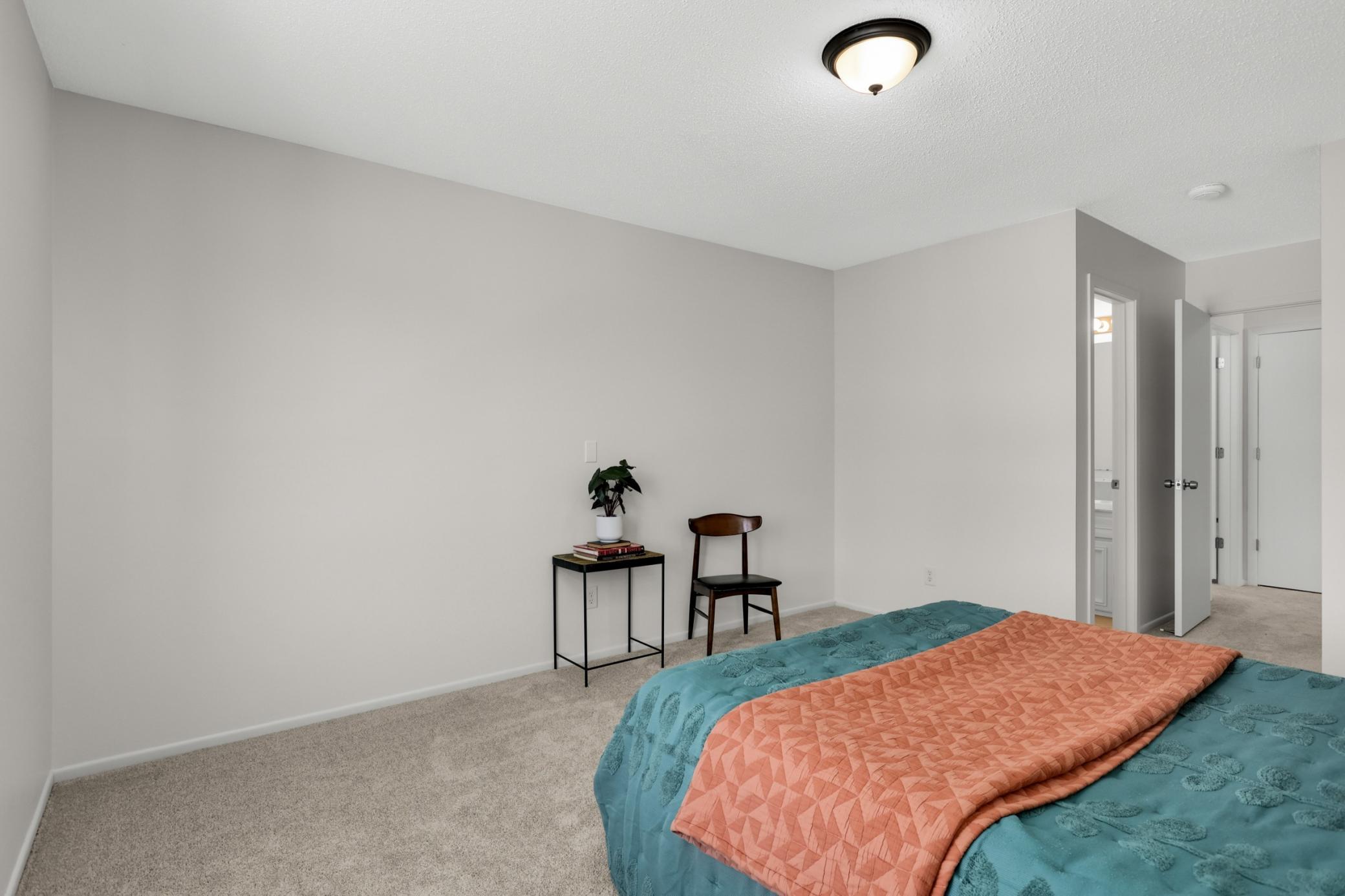 1100 Wagon Wheel Road