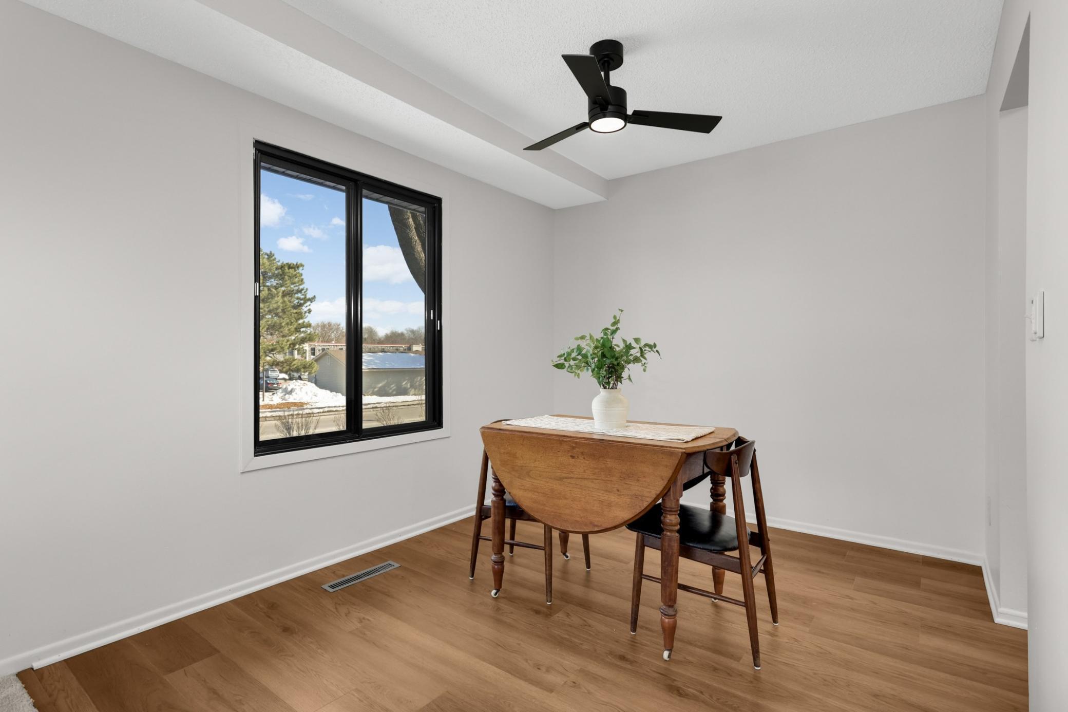 1100 Wagon Wheel Road