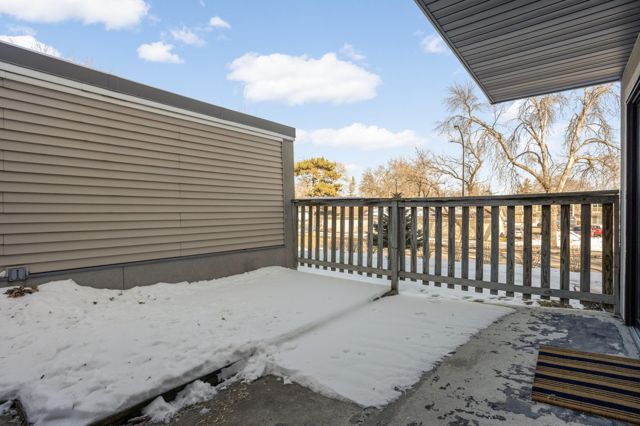 1100 Wagon Wheel Road