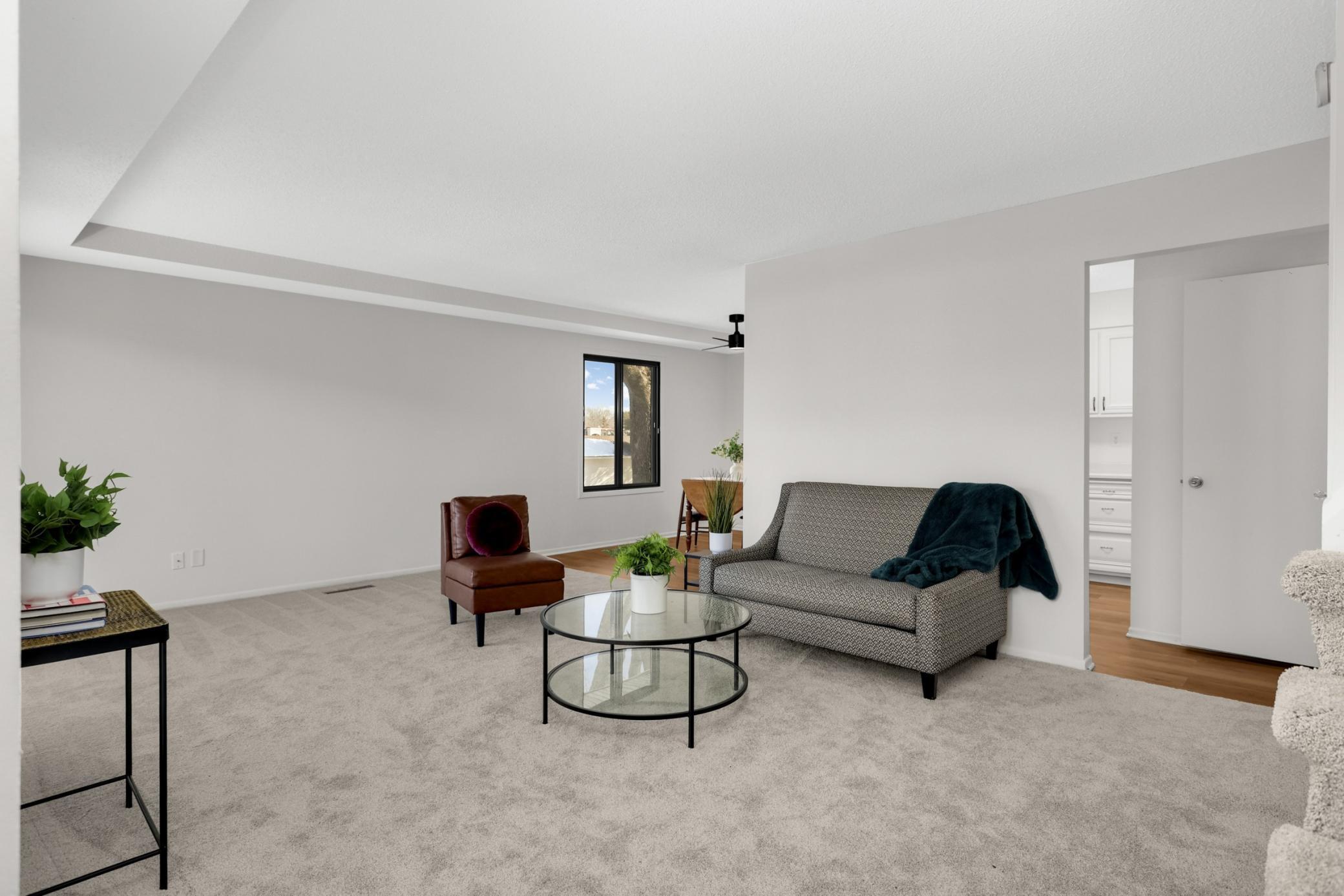 1100 Wagon Wheel Road