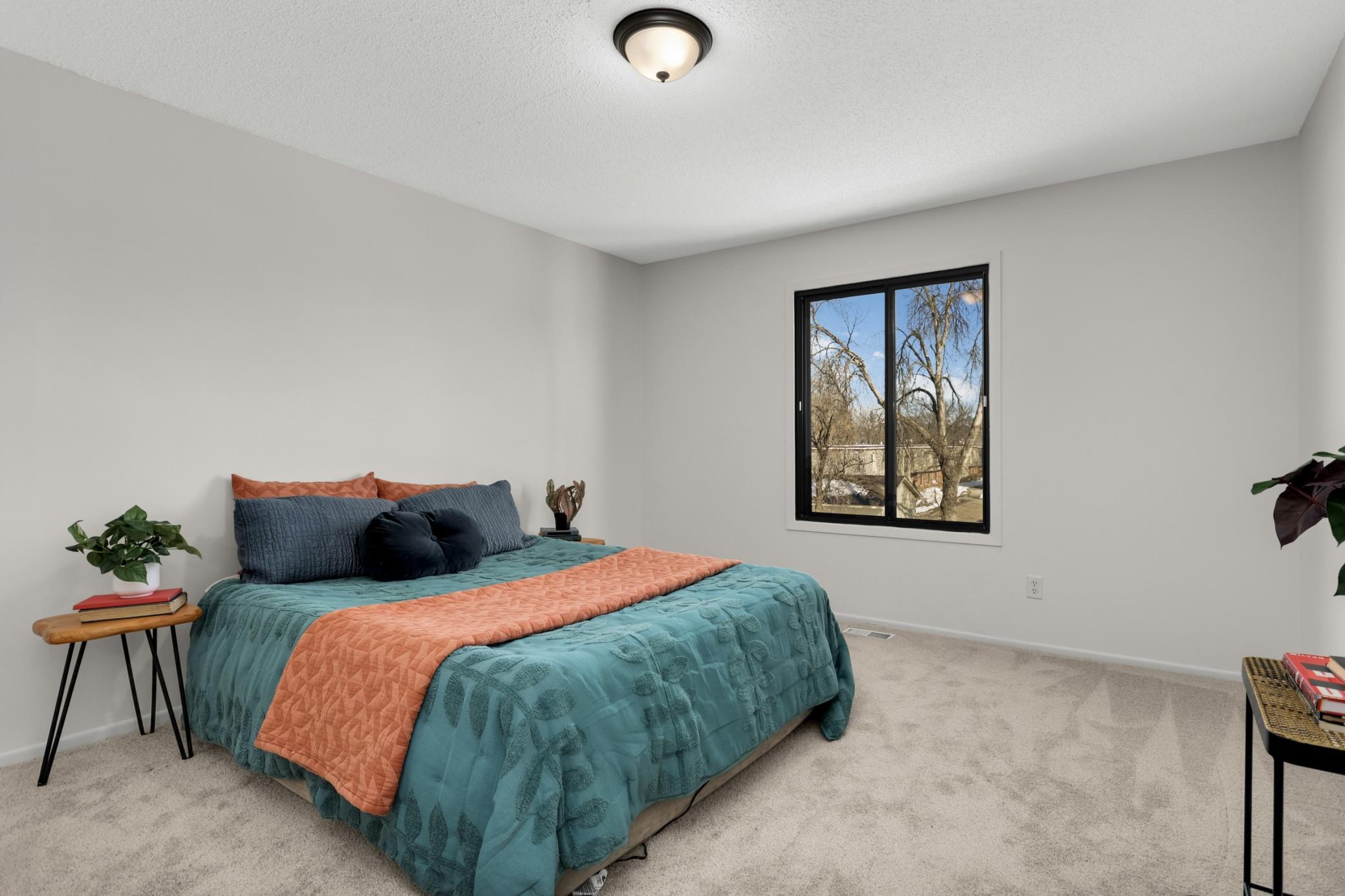 1100 Wagon Wheel Road