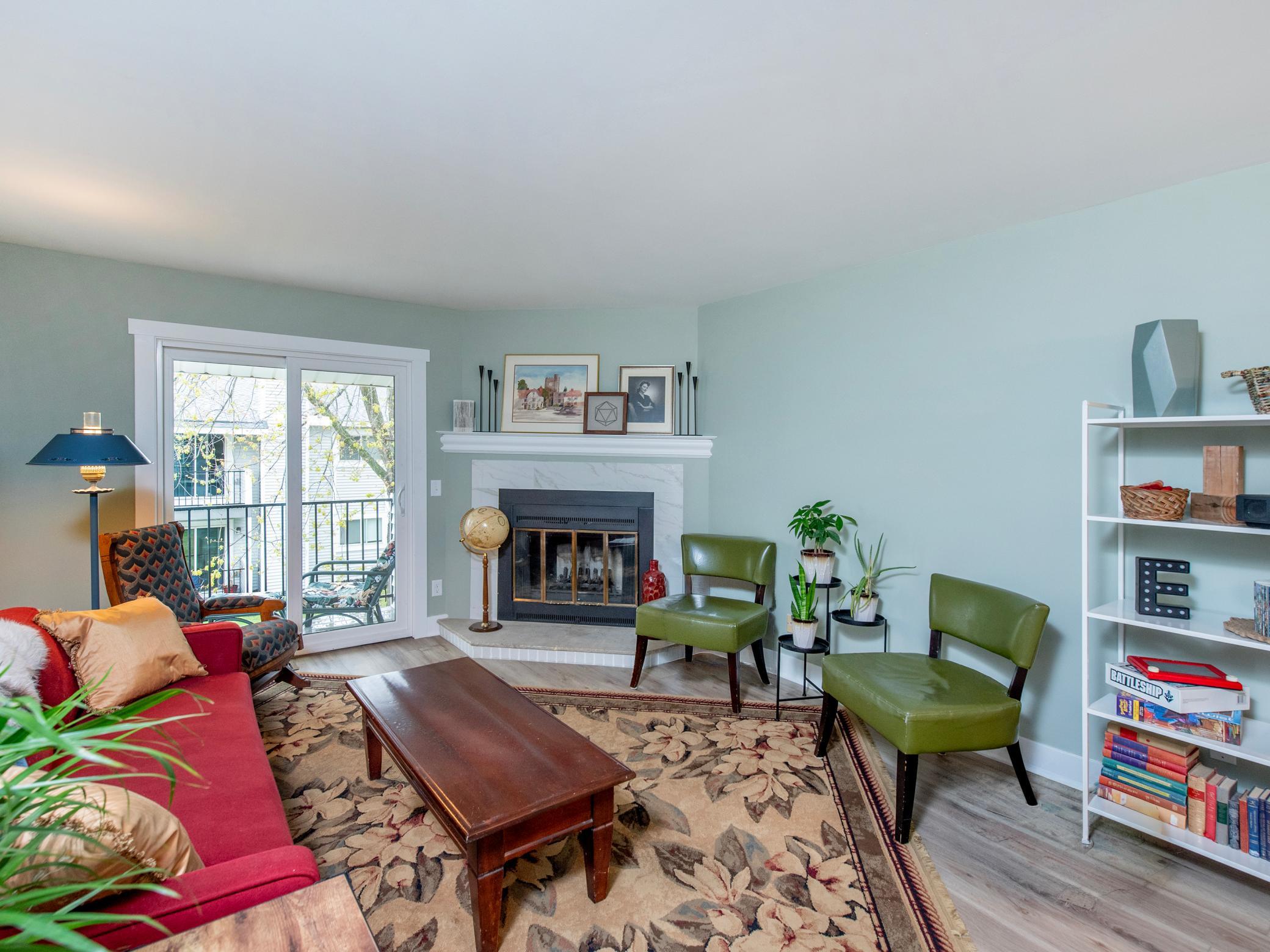 1736 Pleasant Street Unit: A