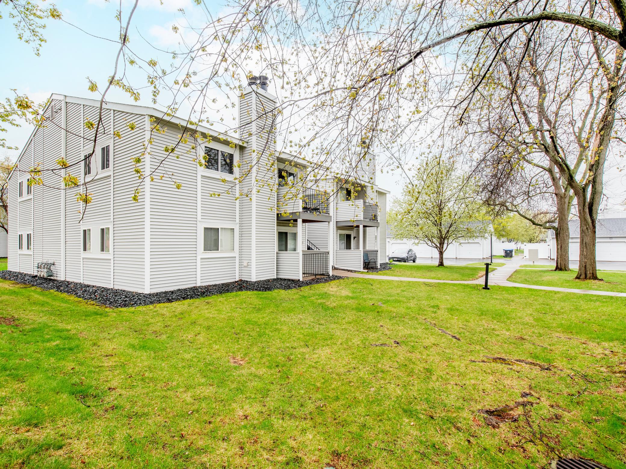 1736 Pleasant Street Unit: A