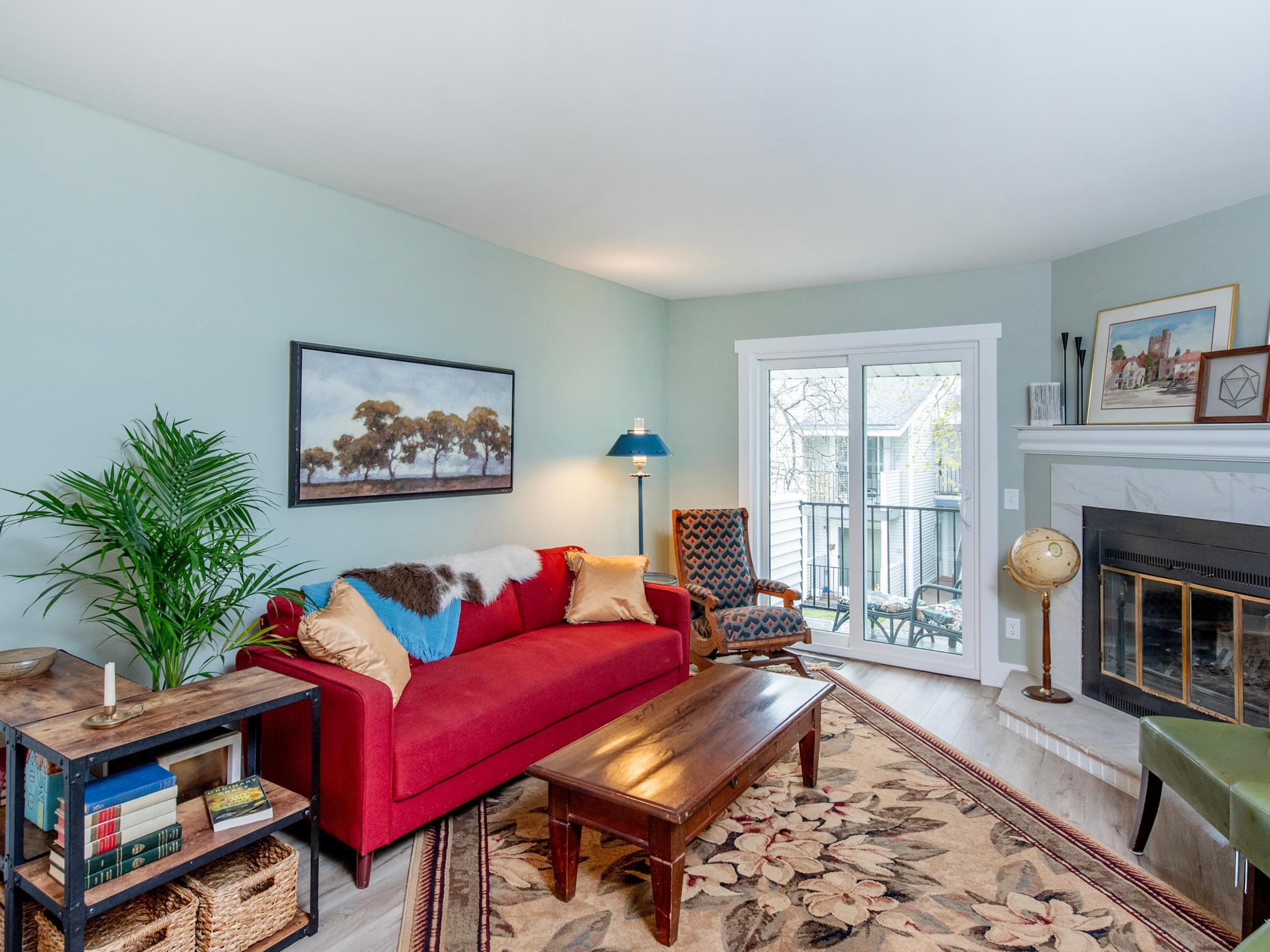 1736 Pleasant Street Unit: A