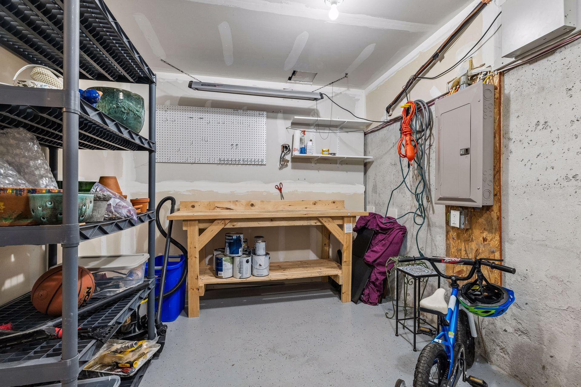 1649 Arona Street Unit: 6