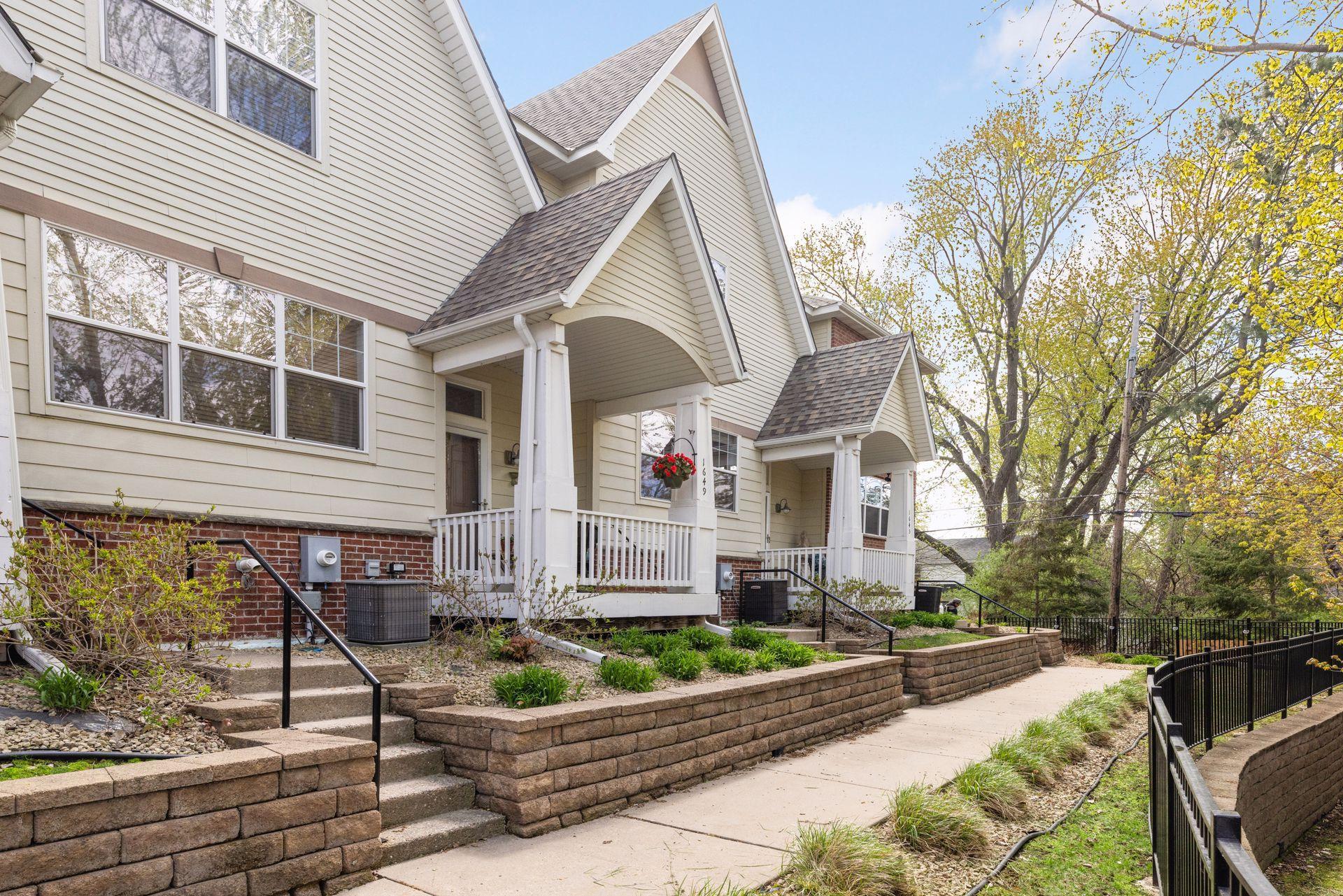 1649 Arona Street Unit: 6