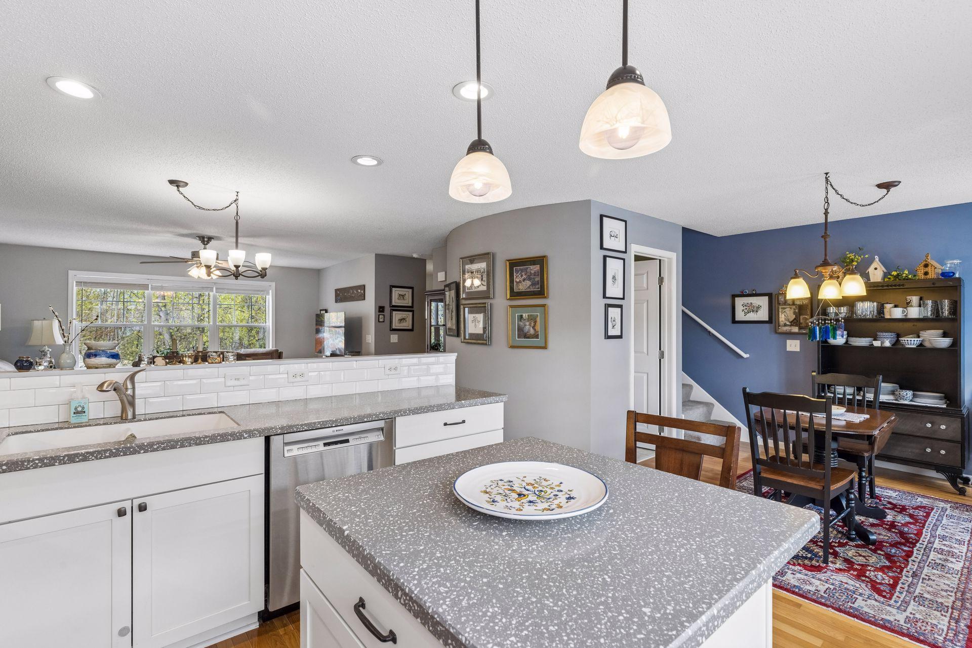1649 Arona Street Unit: 6