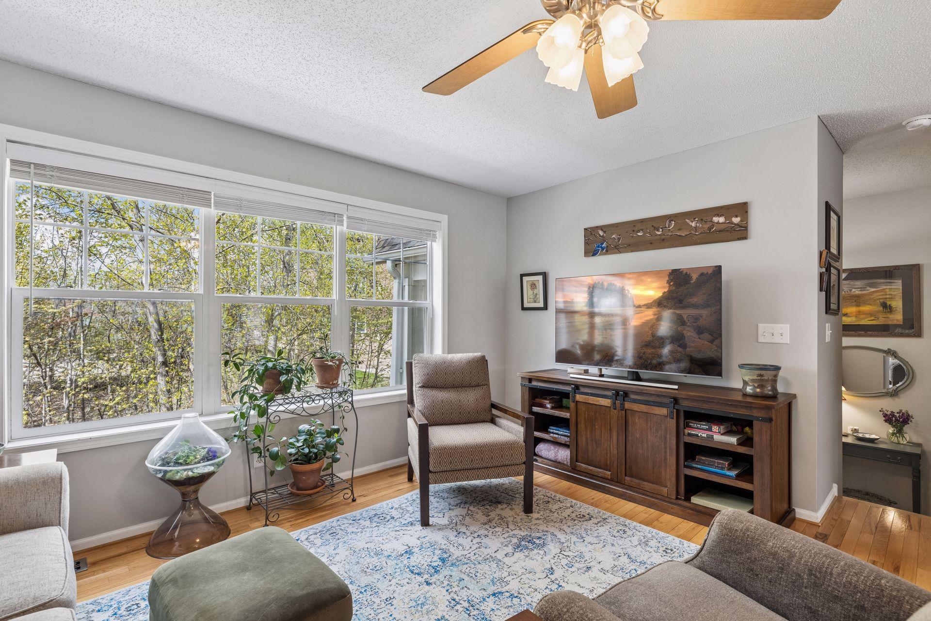 1649 Arona Street Unit: 6