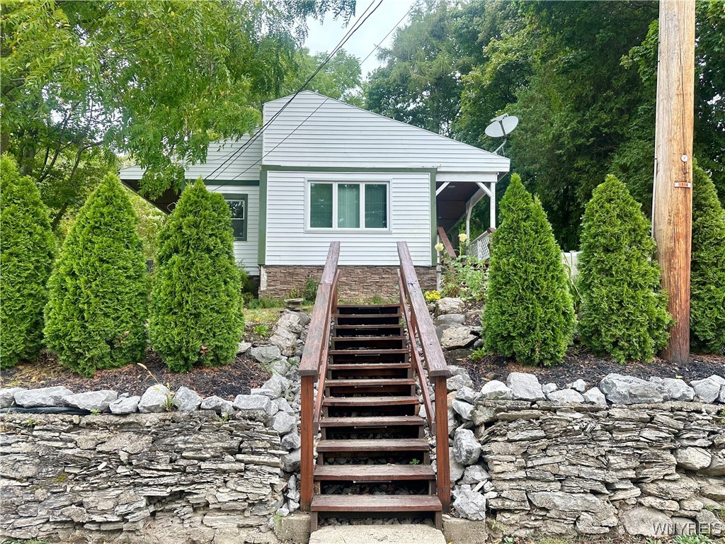 116 East Avenue