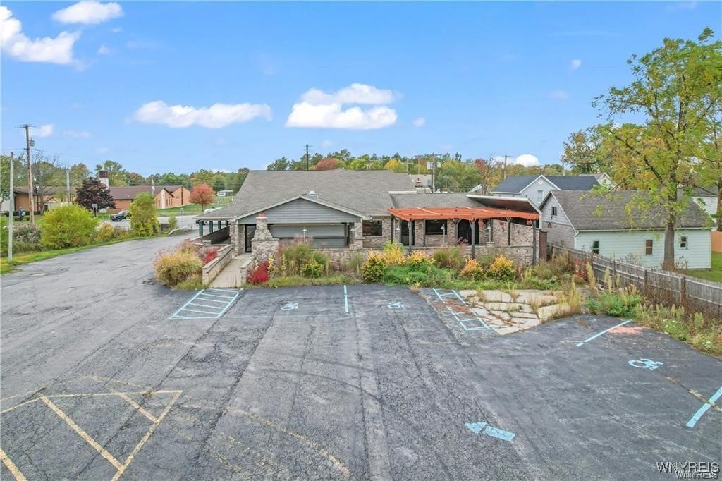 6935 Ward Road