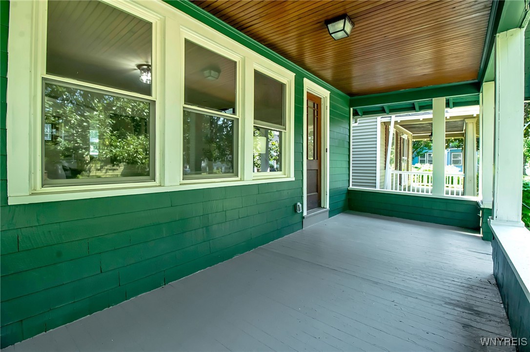 111 Montrose Avenue