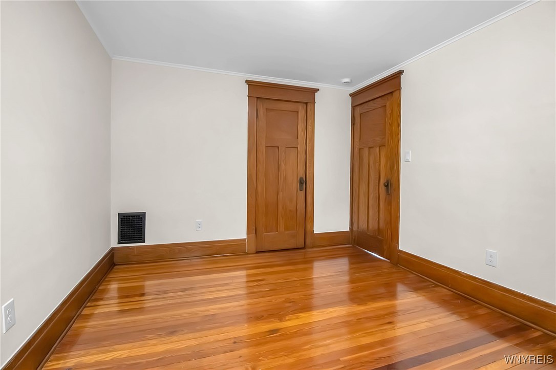 111 Montrose Avenue
