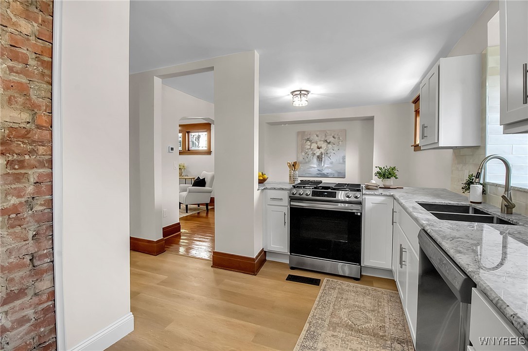 111 Montrose Avenue