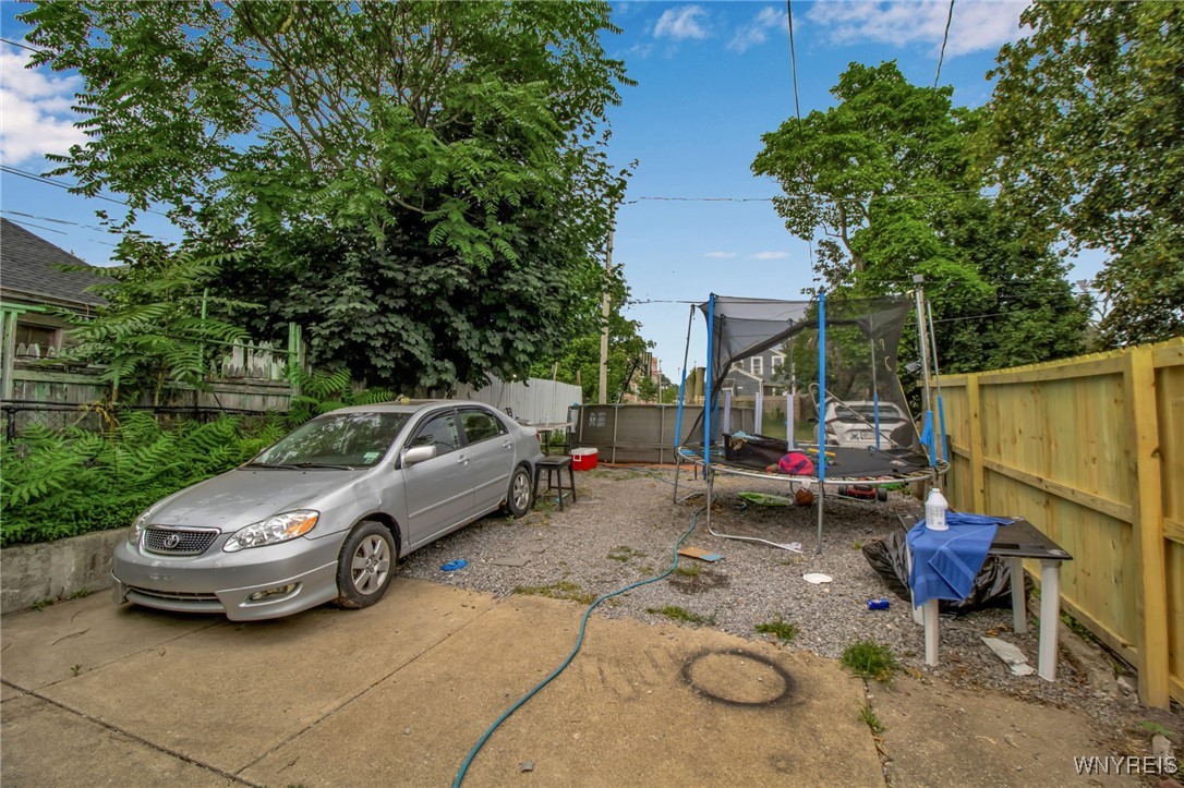 439 Busti Avenue