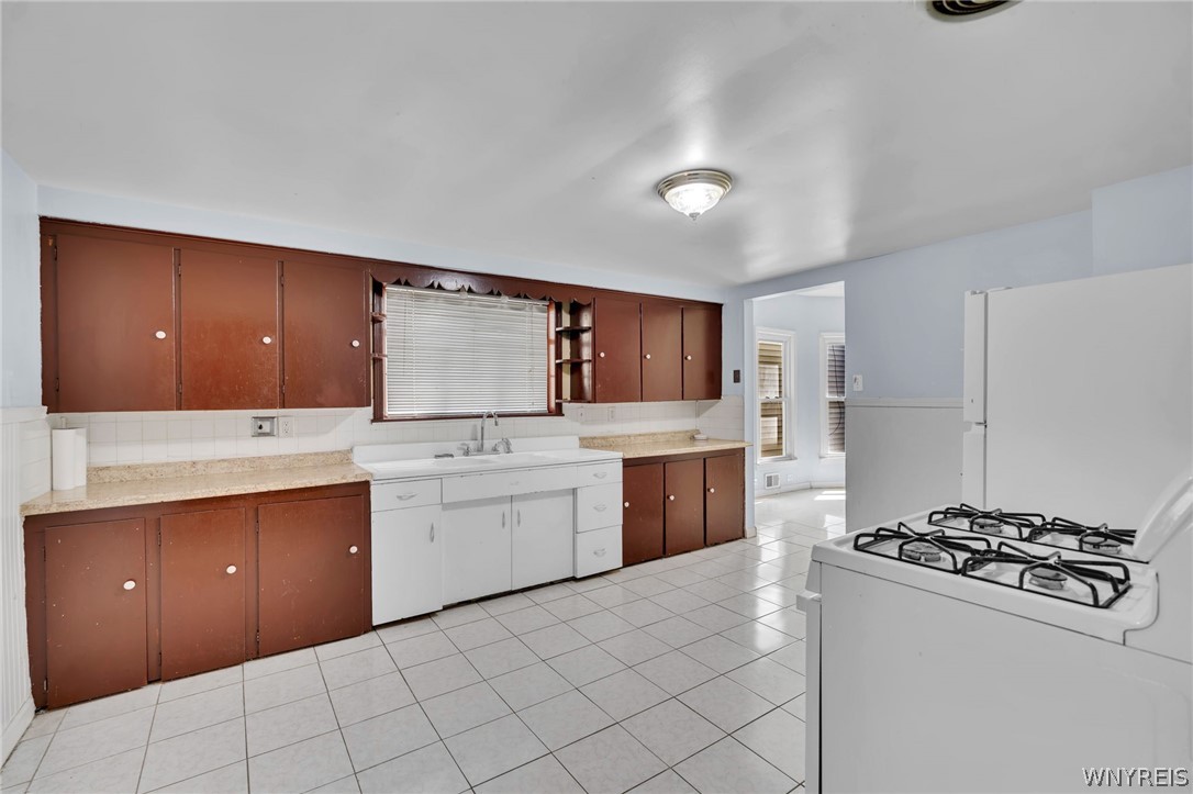 392 Marilla Street