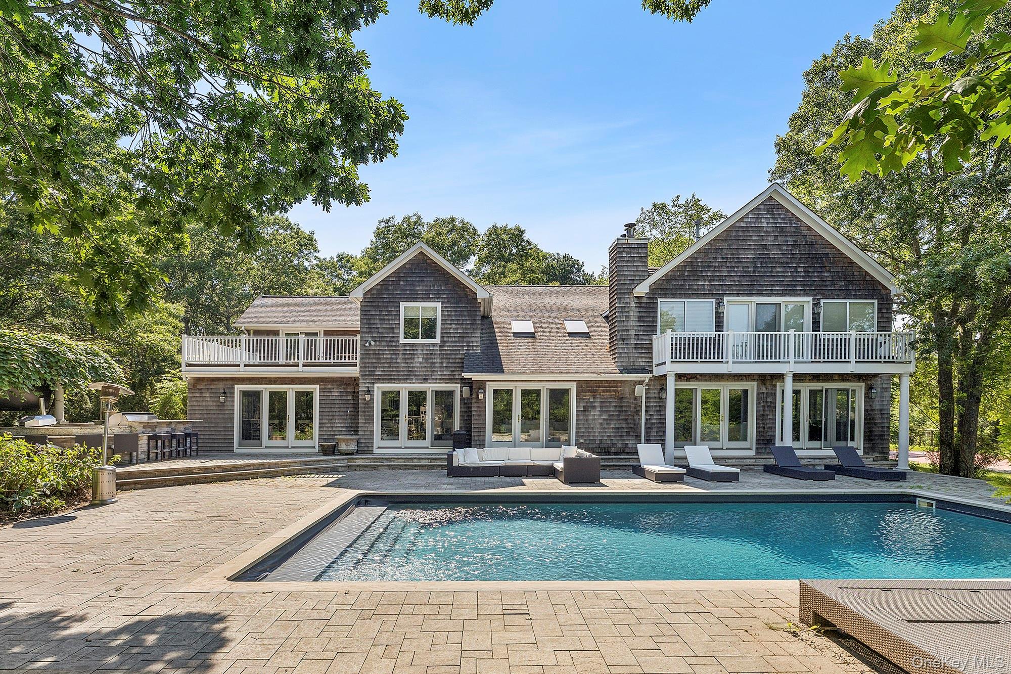 9 Rosebud Lane