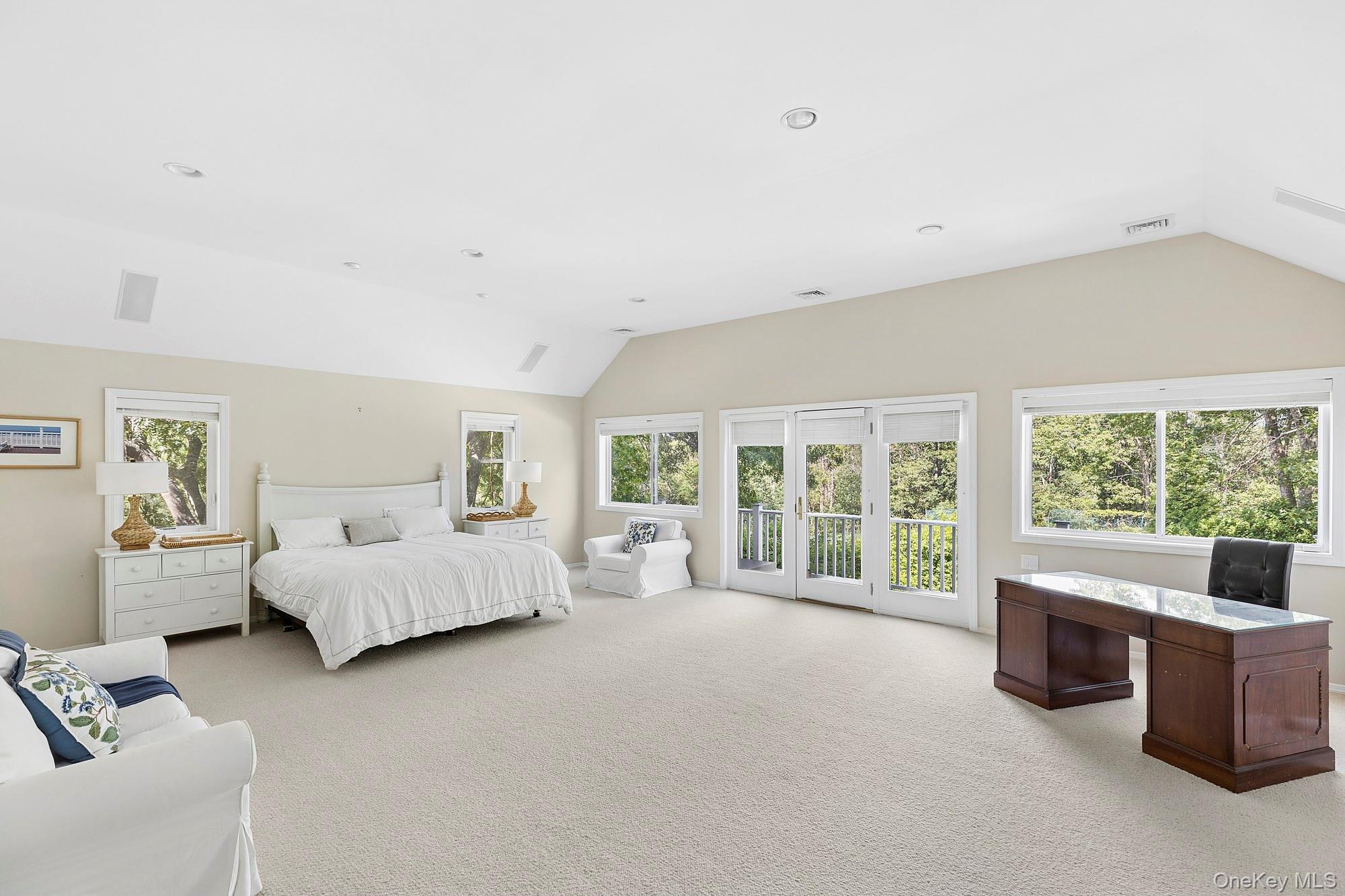 9 Rosebud Lane