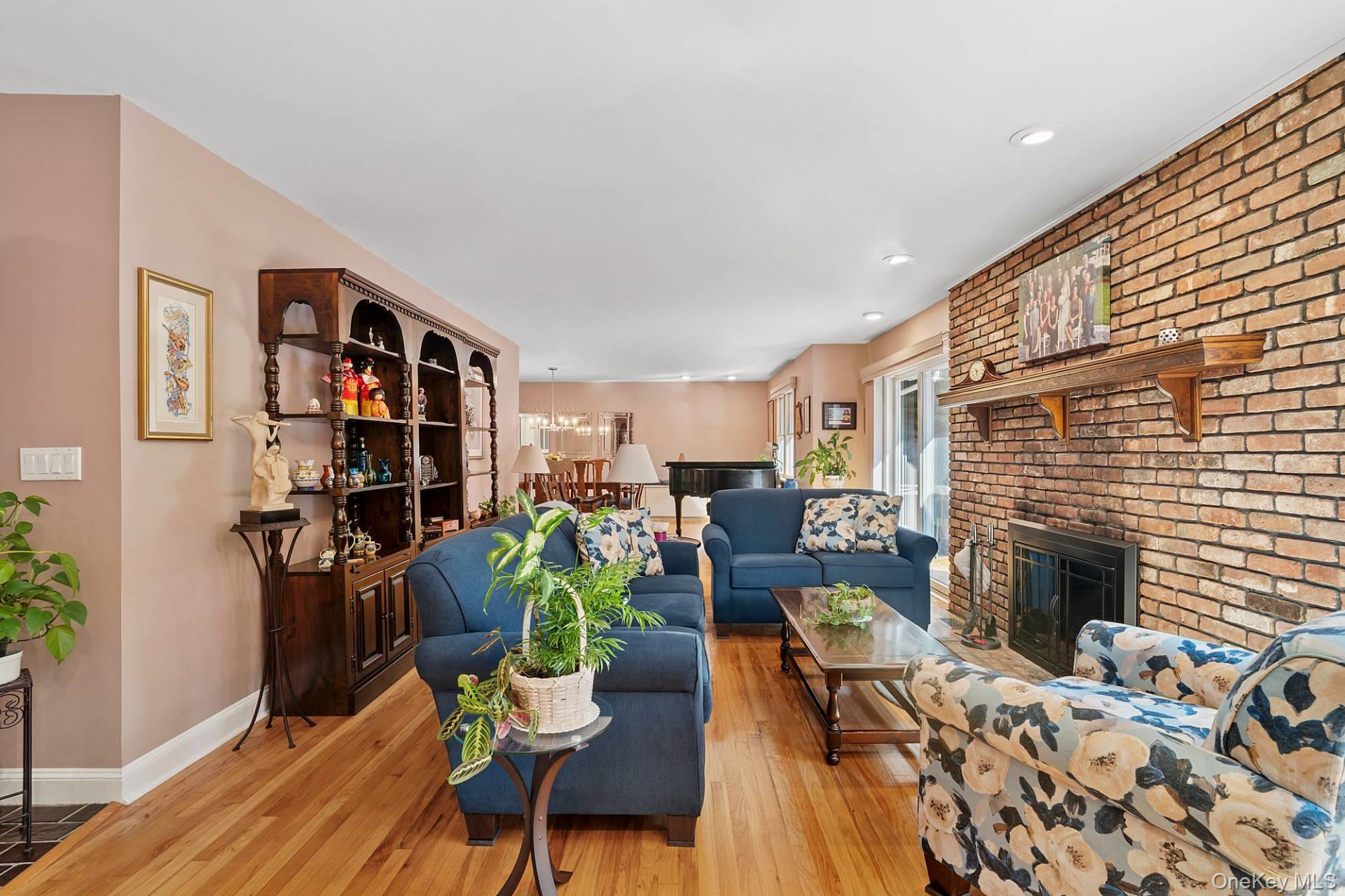 28 Plain View Drive