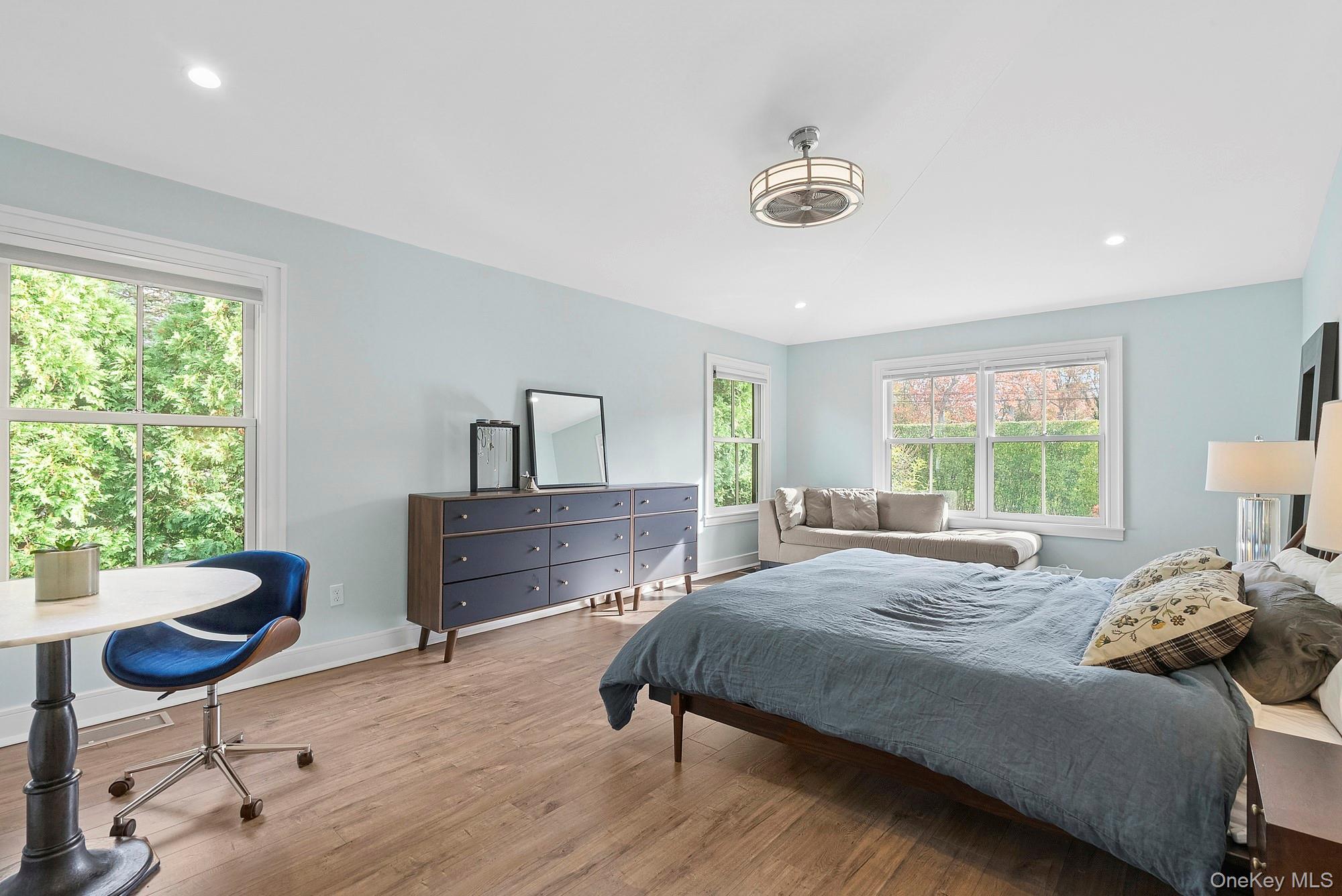 37 Maryland Boulevard