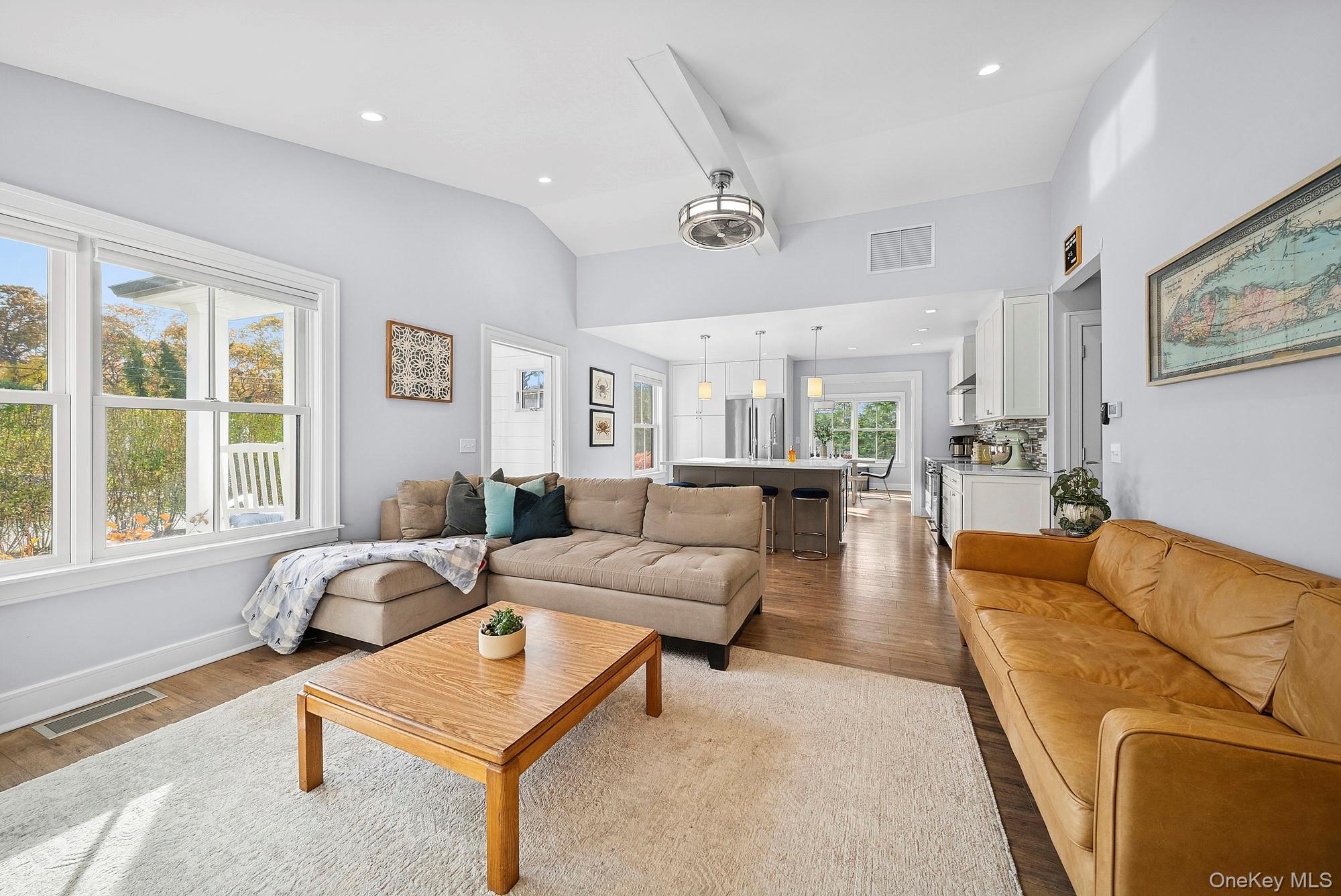 37 Maryland Boulevard