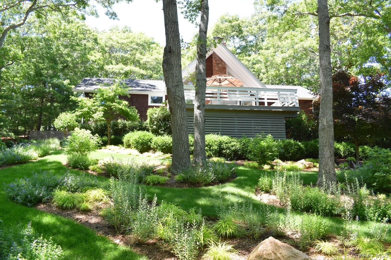 33 Peters Path