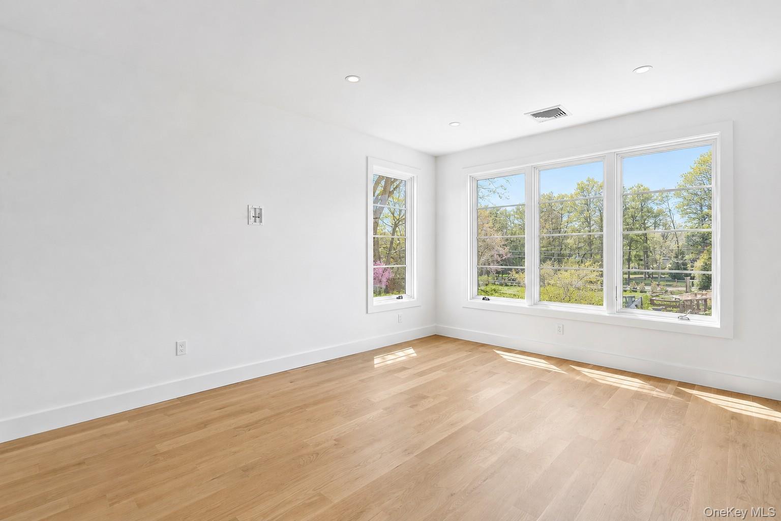 14 Ridge Road