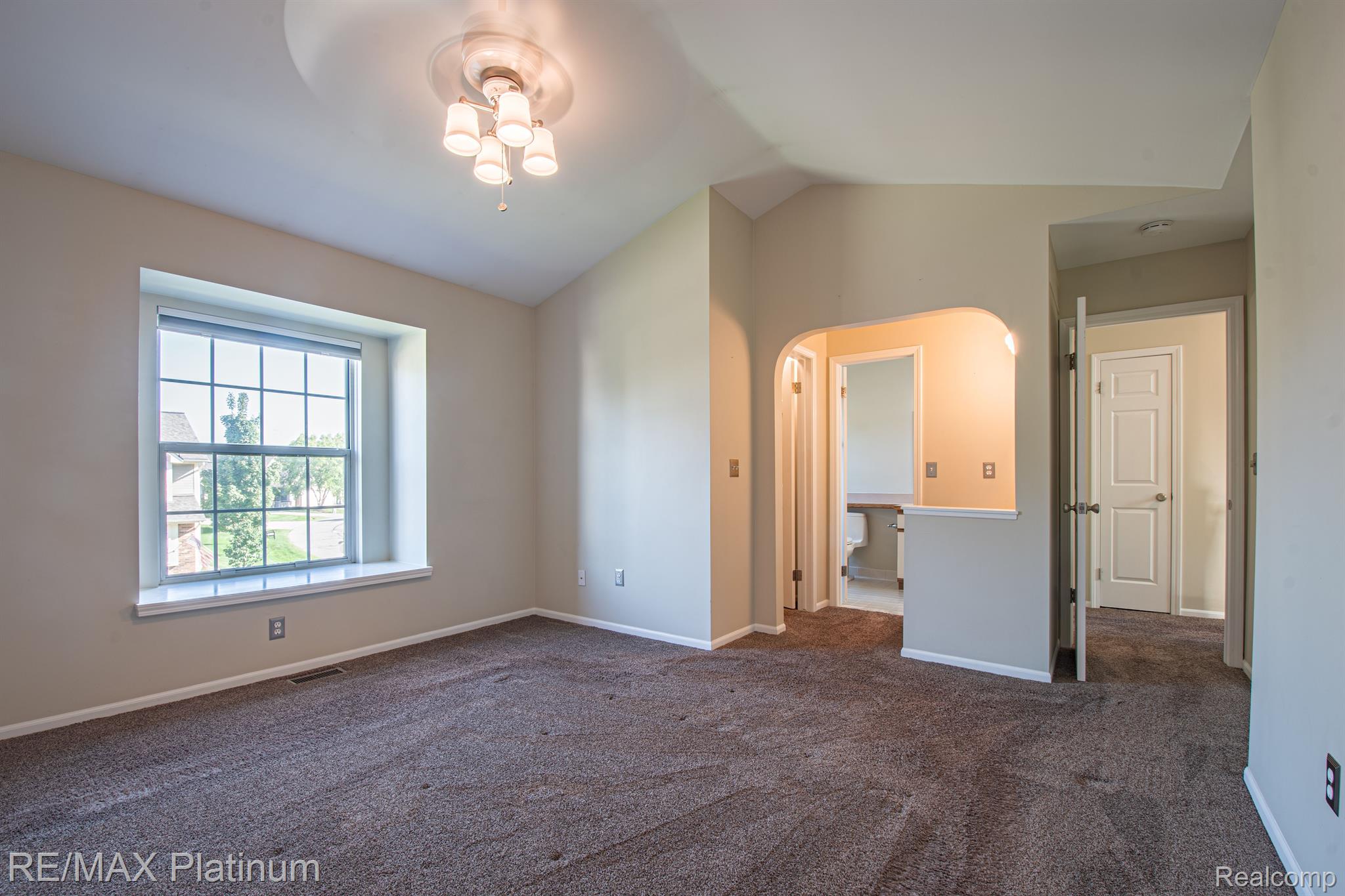 896 WHISPERWOOD Trail