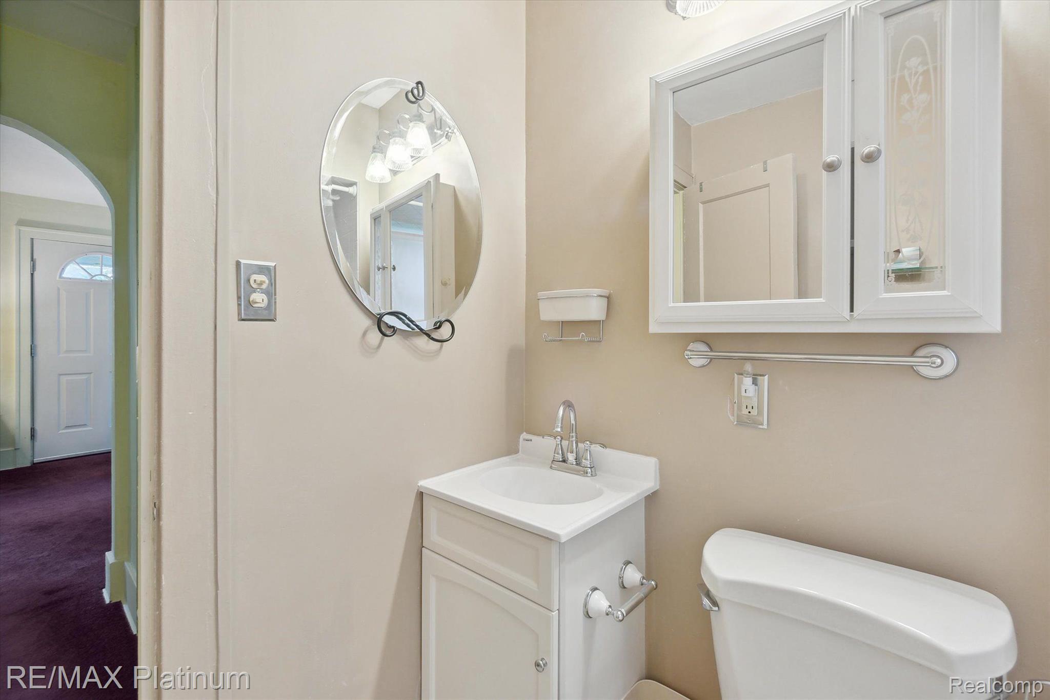 640 Wilson Ave. Avenue