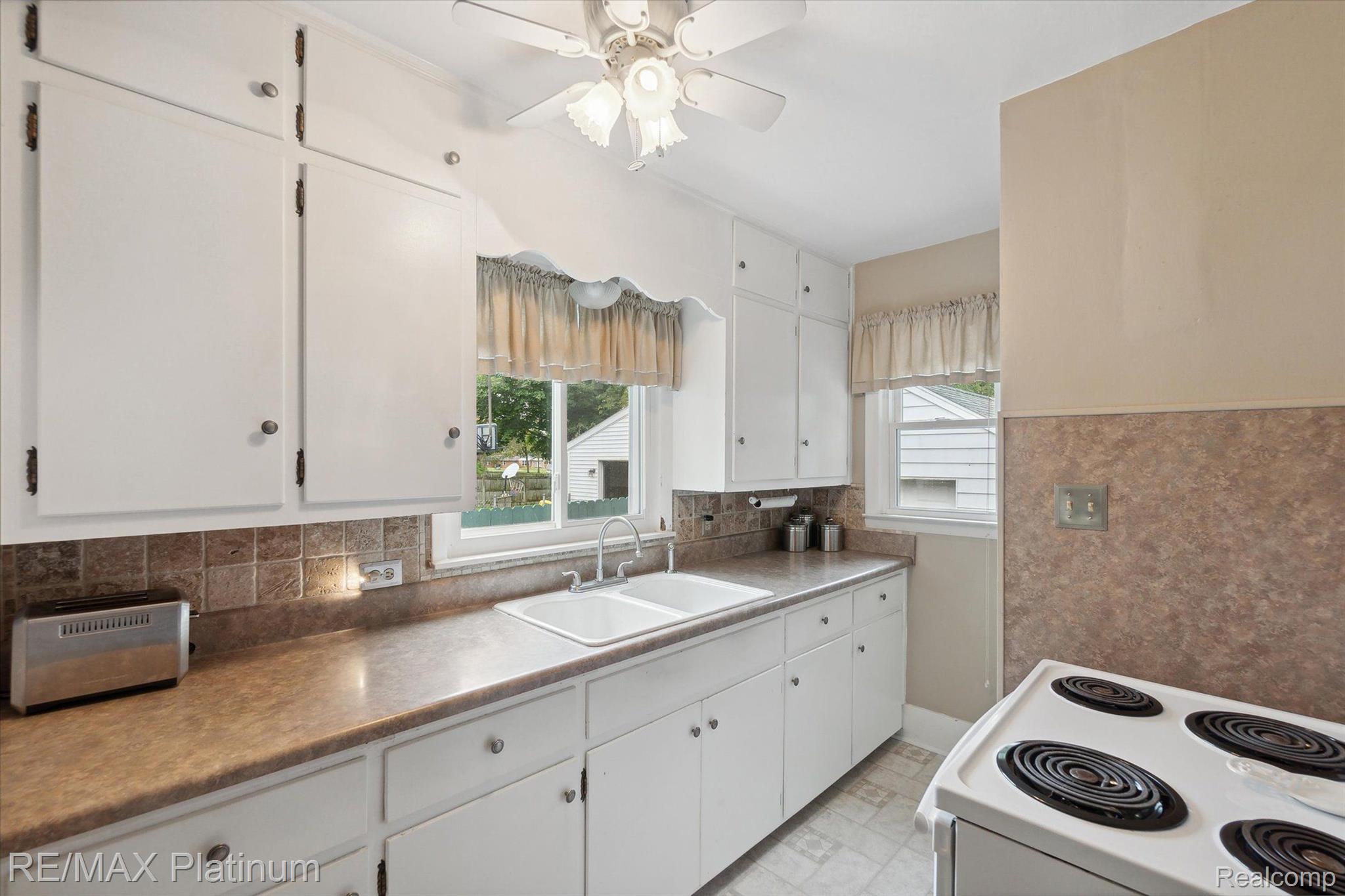 640 Wilson Ave. Avenue