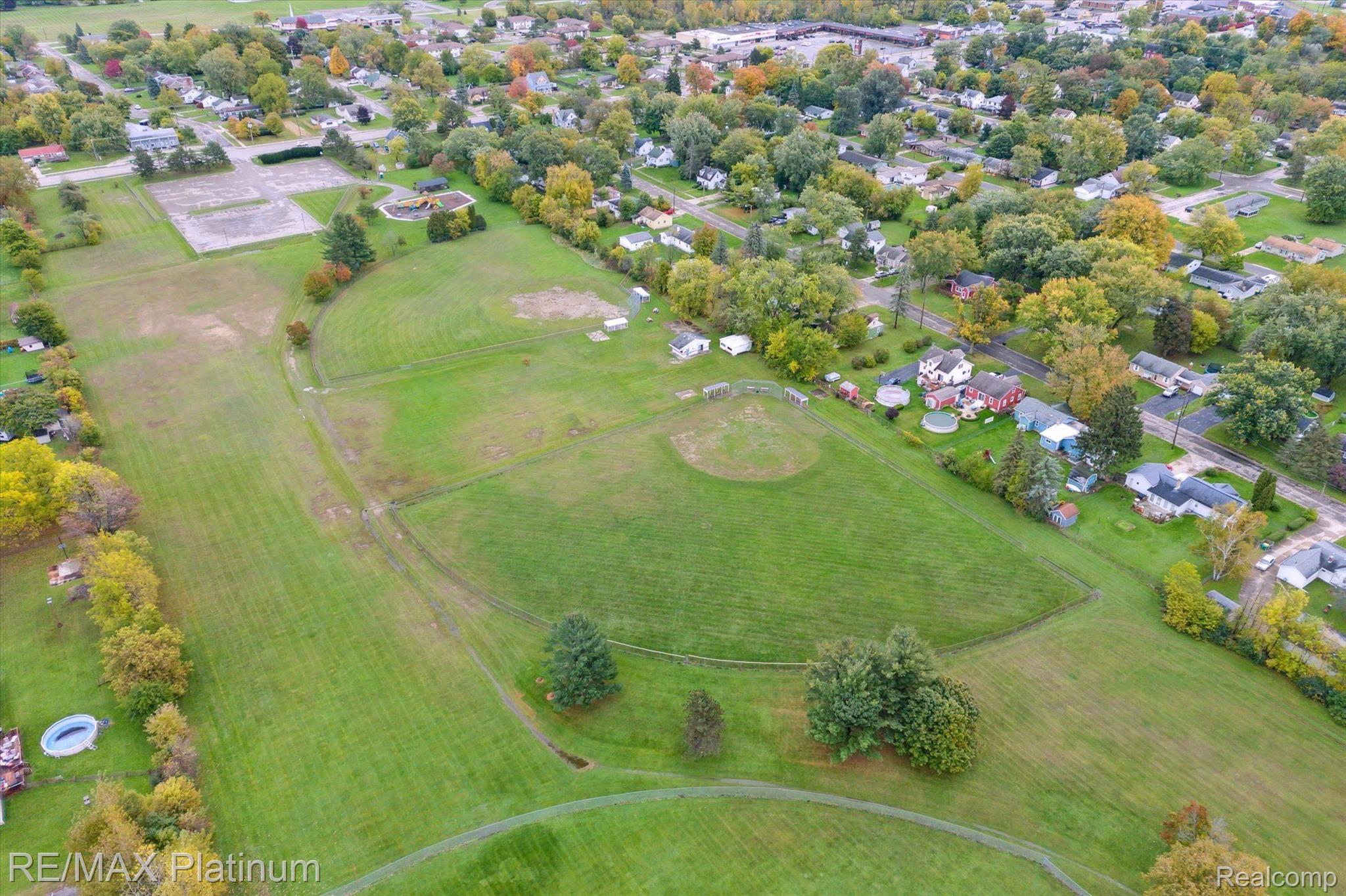 640 Wilson Ave. Avenue