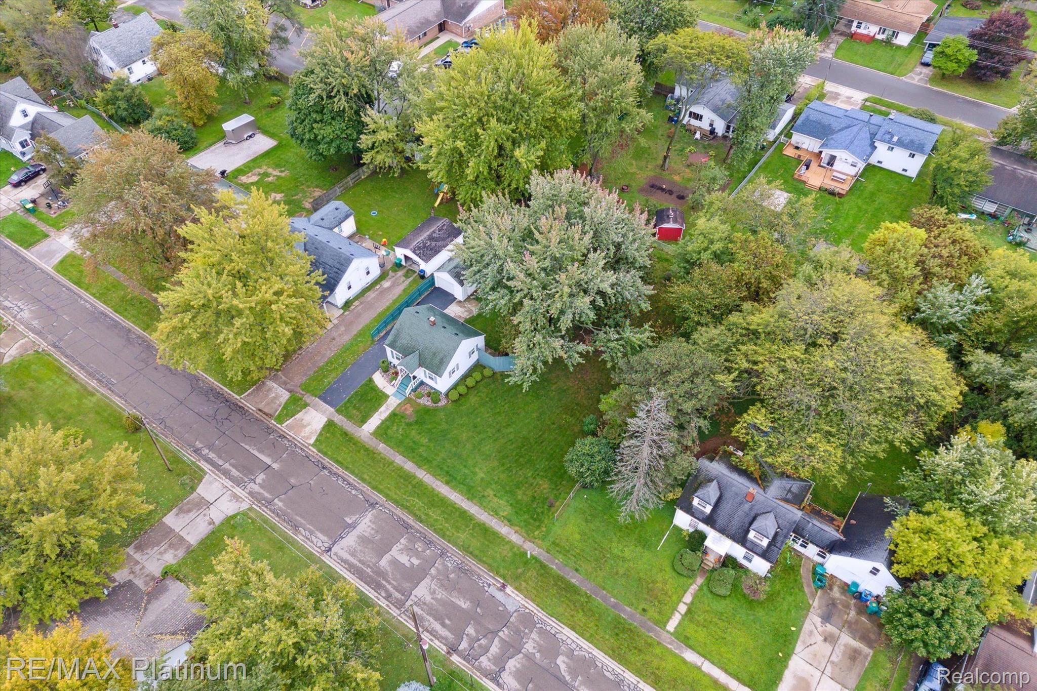 640 Wilson Ave. Avenue