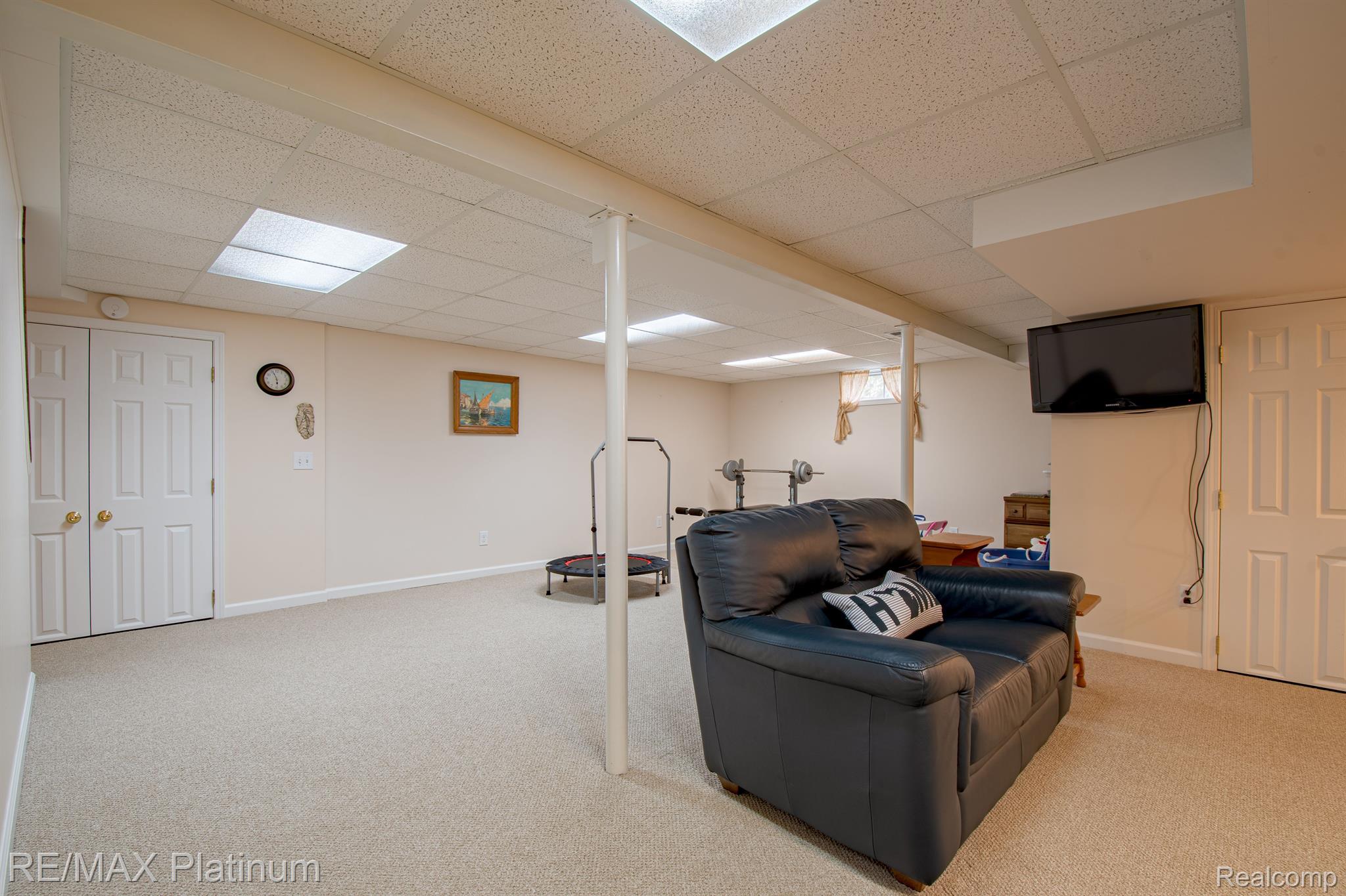 11585 Tipsico Lake Road