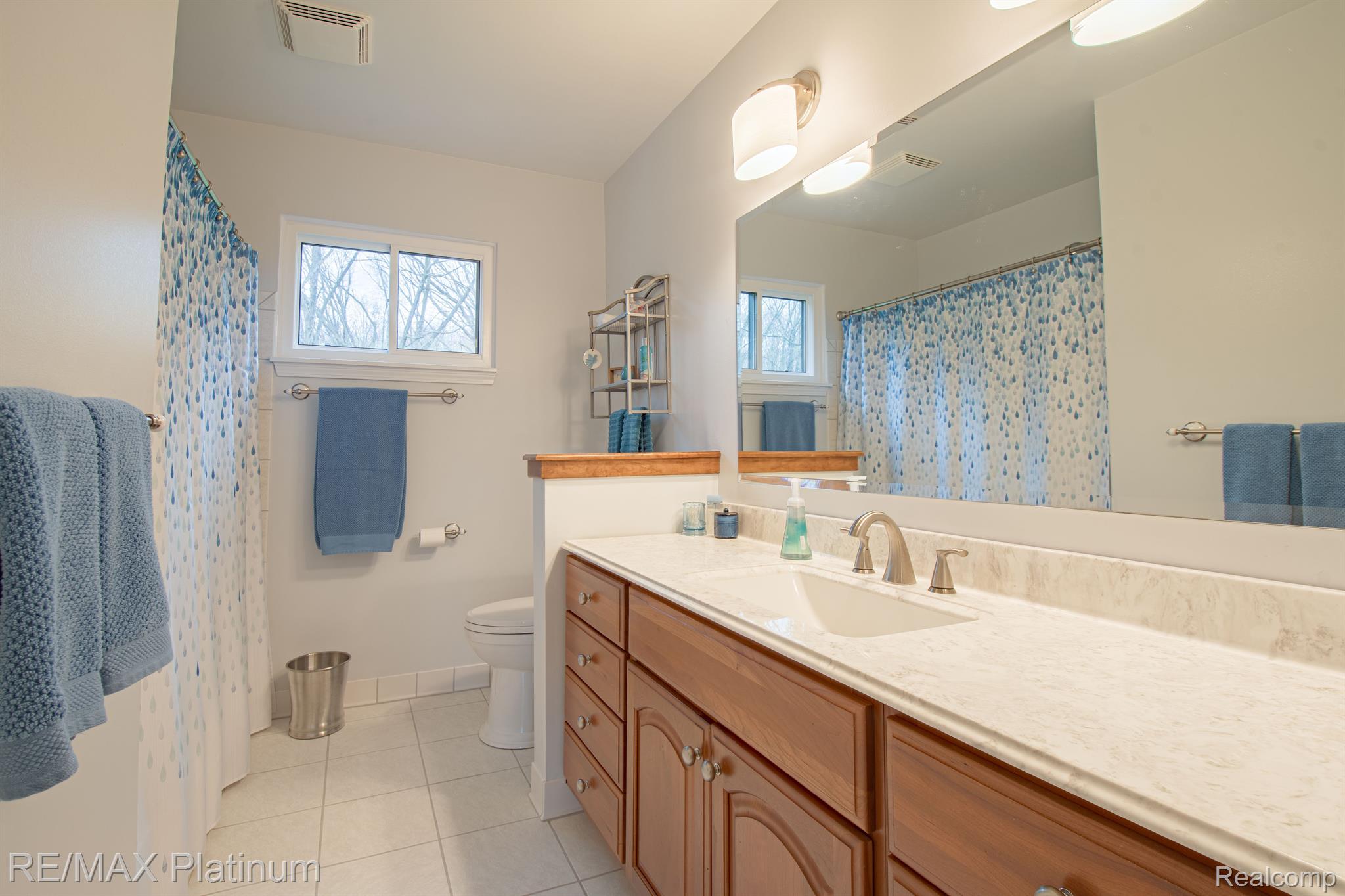 11585 Tipsico Lake Road