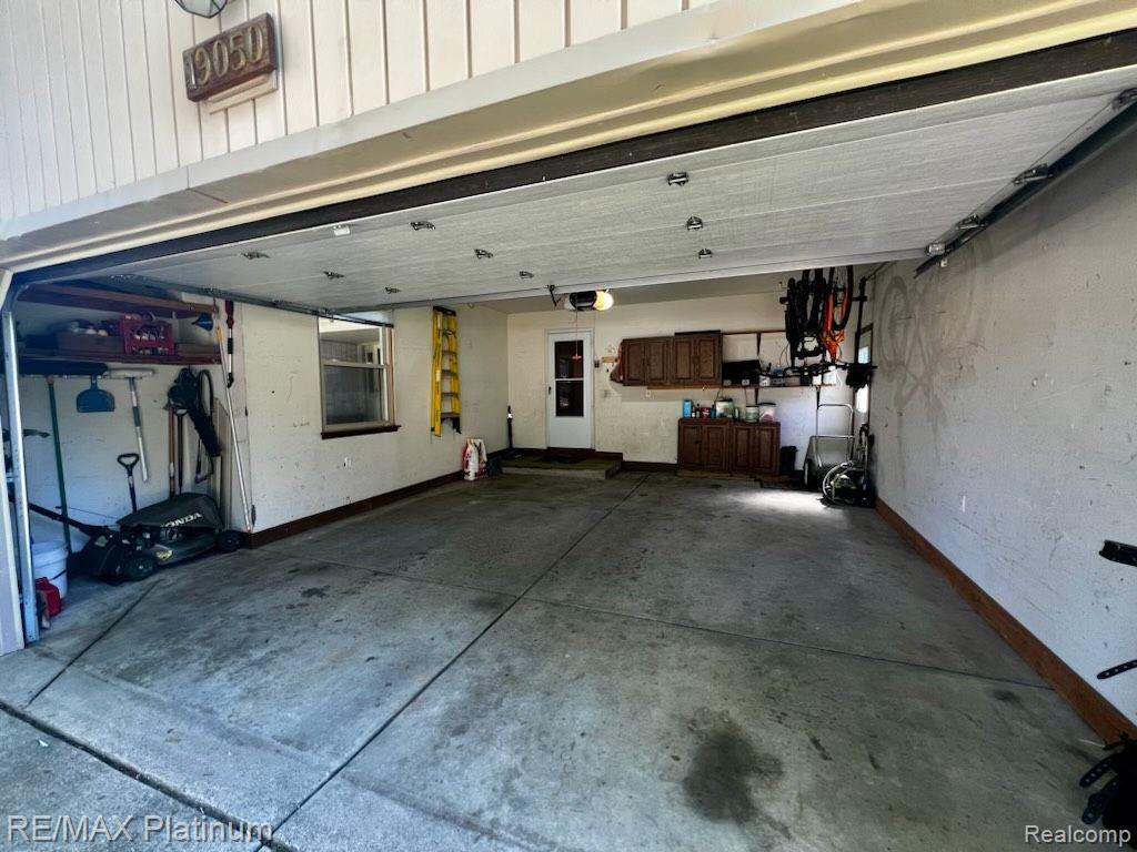 19050 CANTERBURY Drive