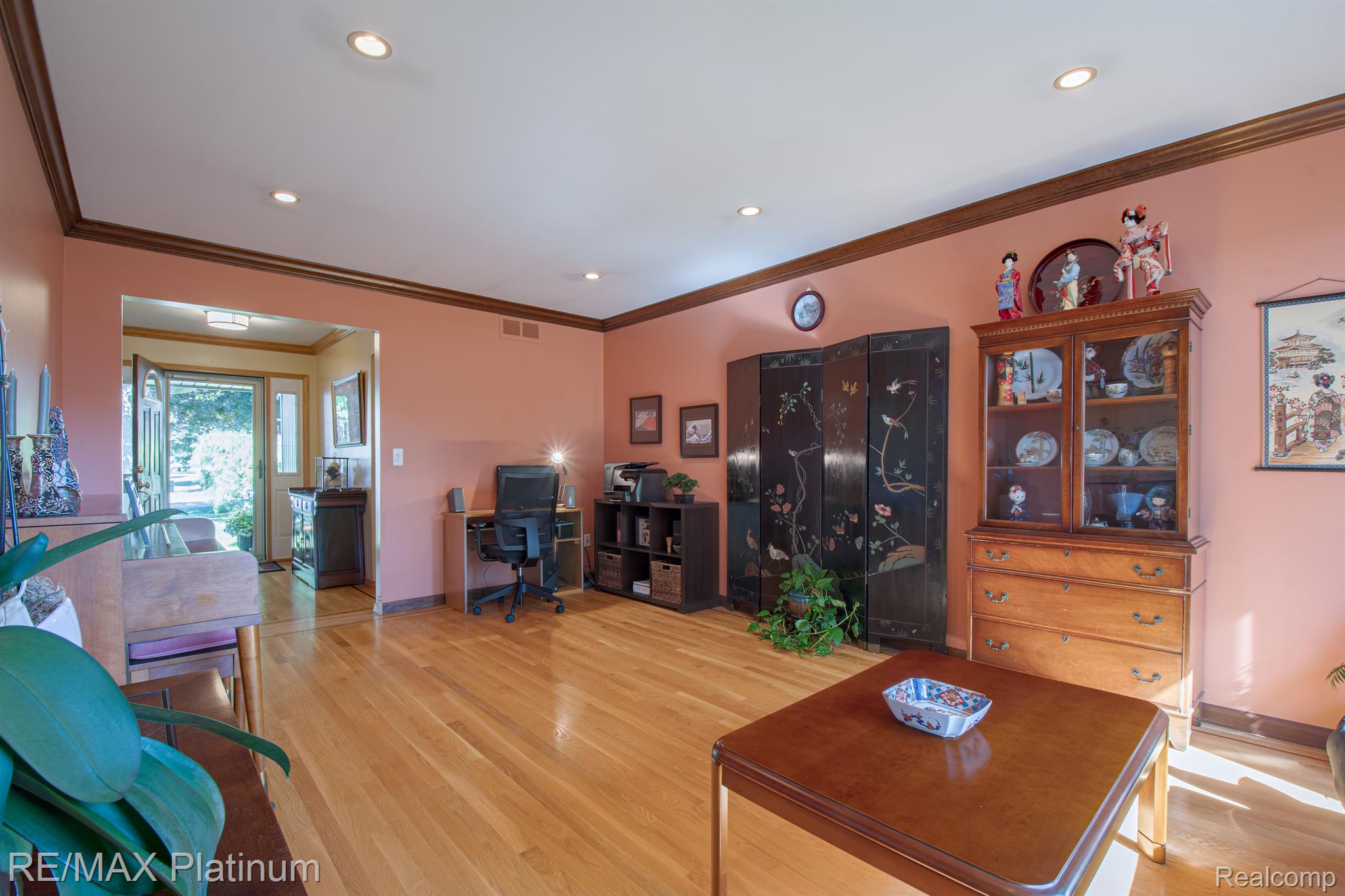 19050 CANTERBURY Drive