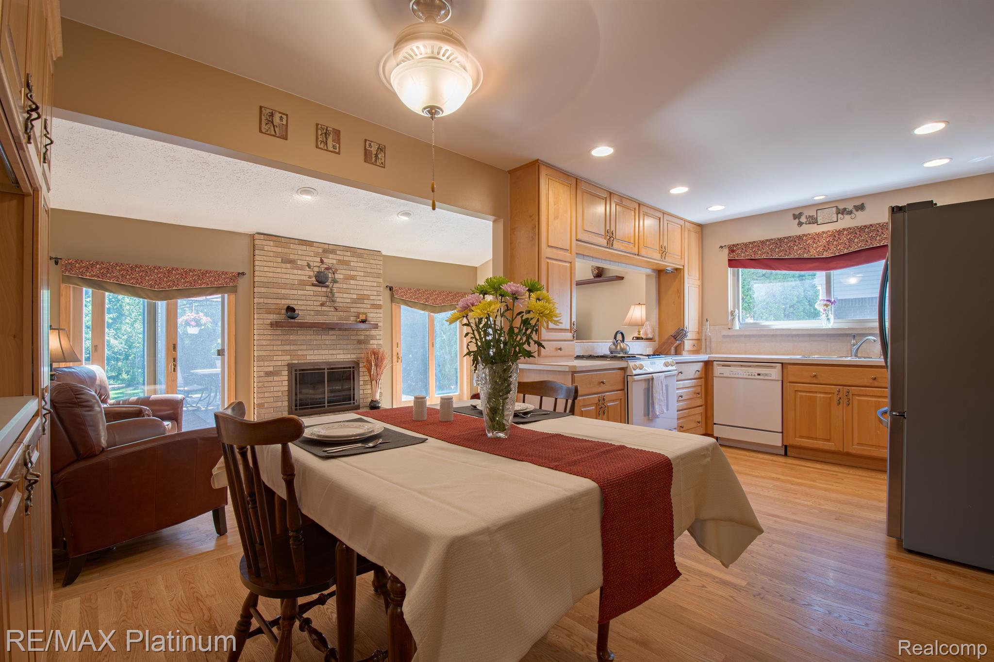 19050 CANTERBURY Drive